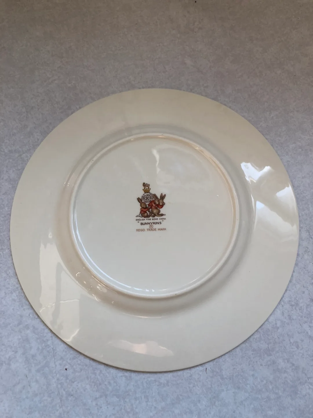 Royal Doulton Bunnykins Plate image indicator(2)