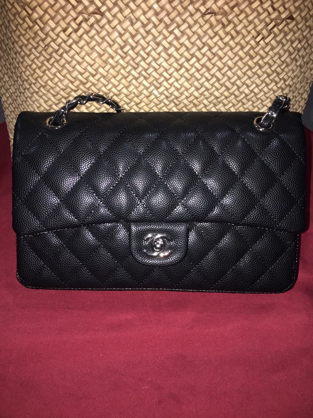 Chanel Classic Flap Bag Black thumbnail