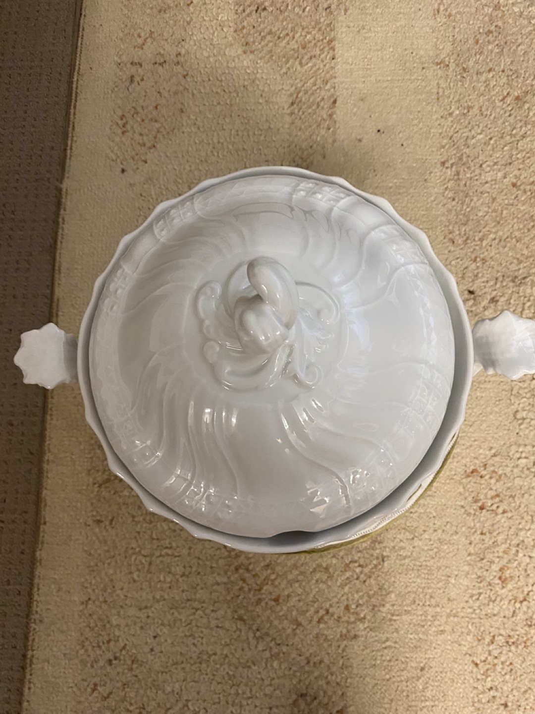 Hutschenreuther Selb Bavaria Tureen - photo 2