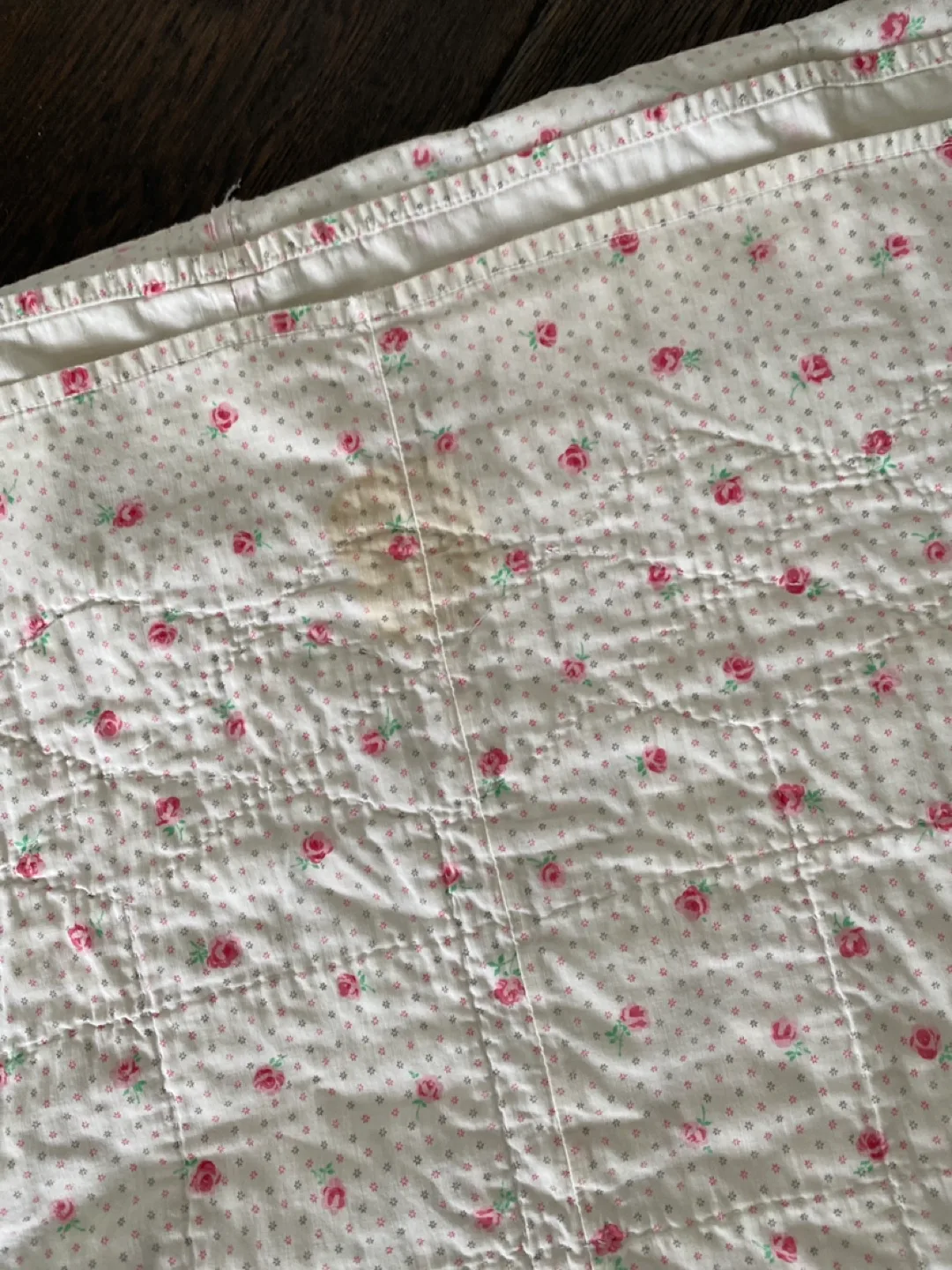 Floral Quilted Blanket image indicator(3)