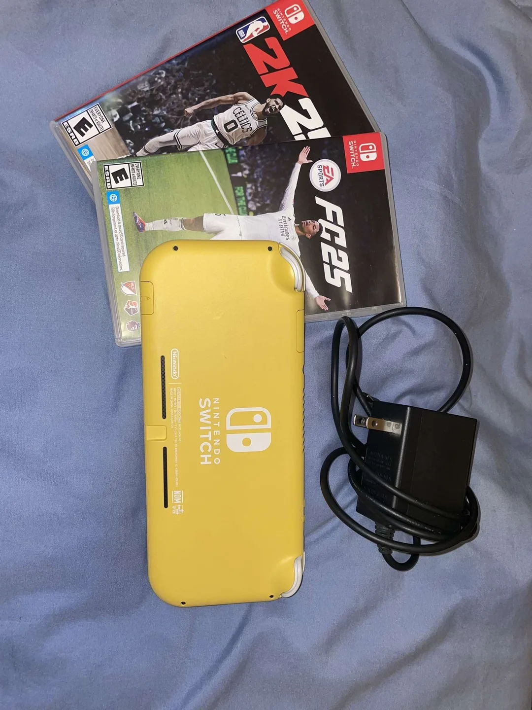 ⚡️ Nintendo Switch Lite - Yellow⚡️ image indicator(2)