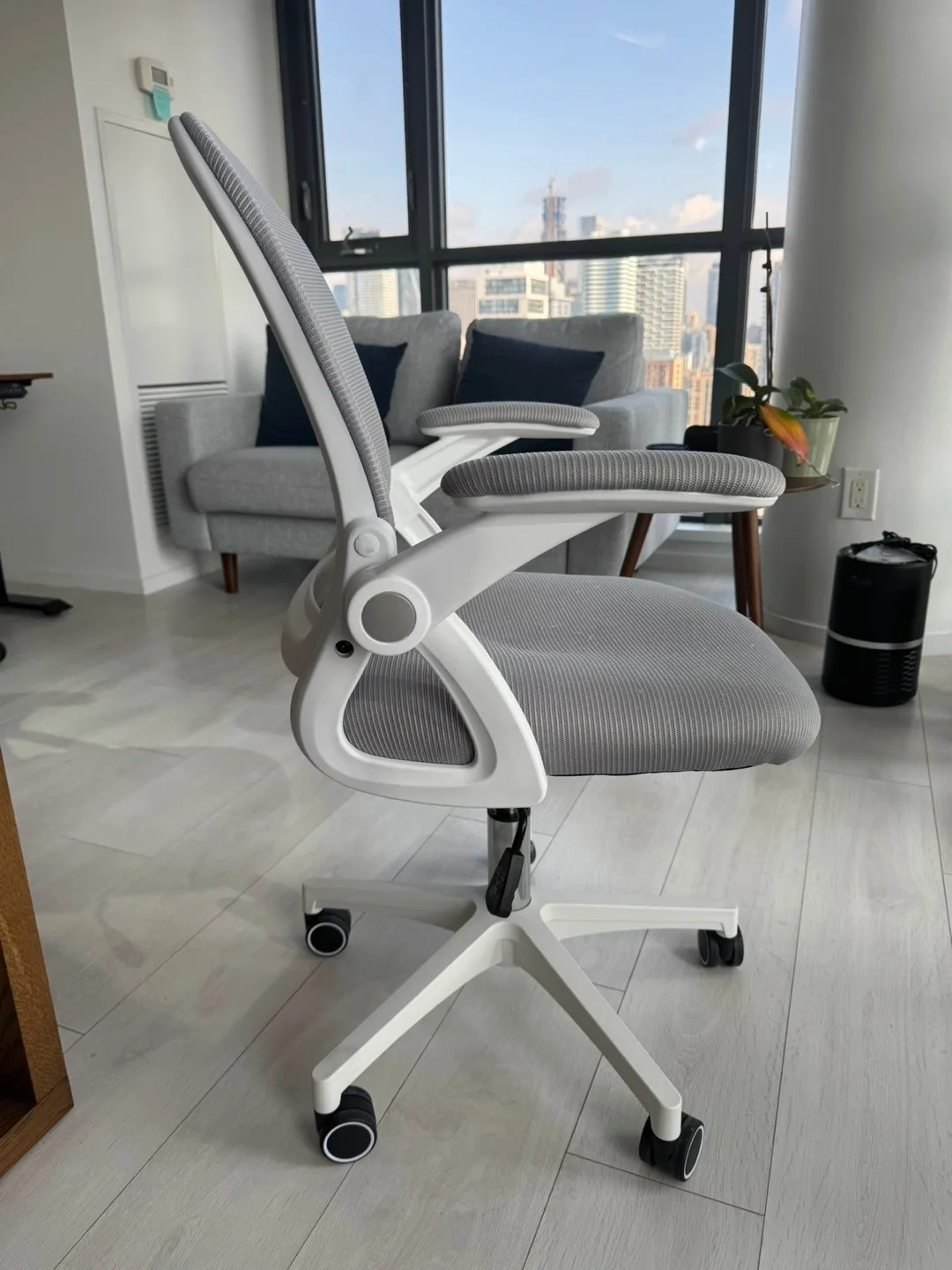 Grey Ergonomic Office Chair image indicator(5)