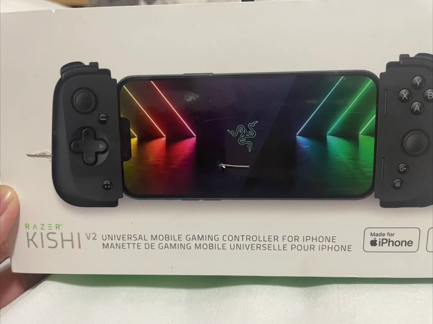 Razer Kishi V2 Universal Mobile Gaming Controller for iPhone thumbnail