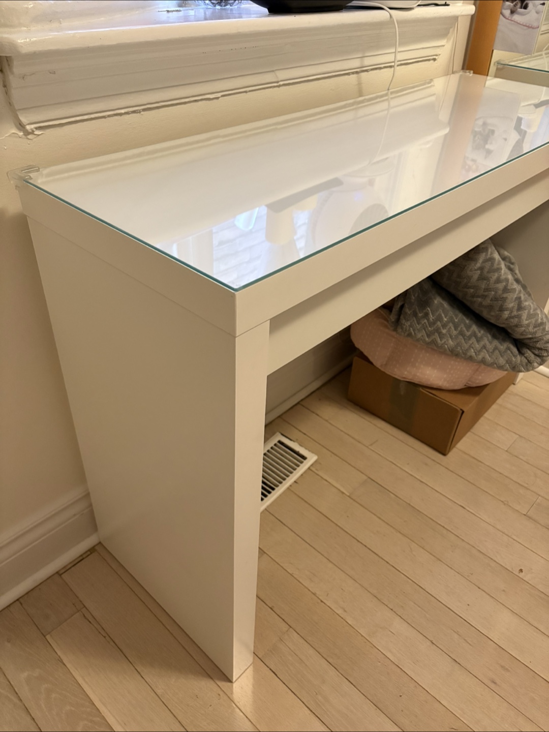 IKEA MALM White Dressing Table with Drawer and Protective Glass - photo 5