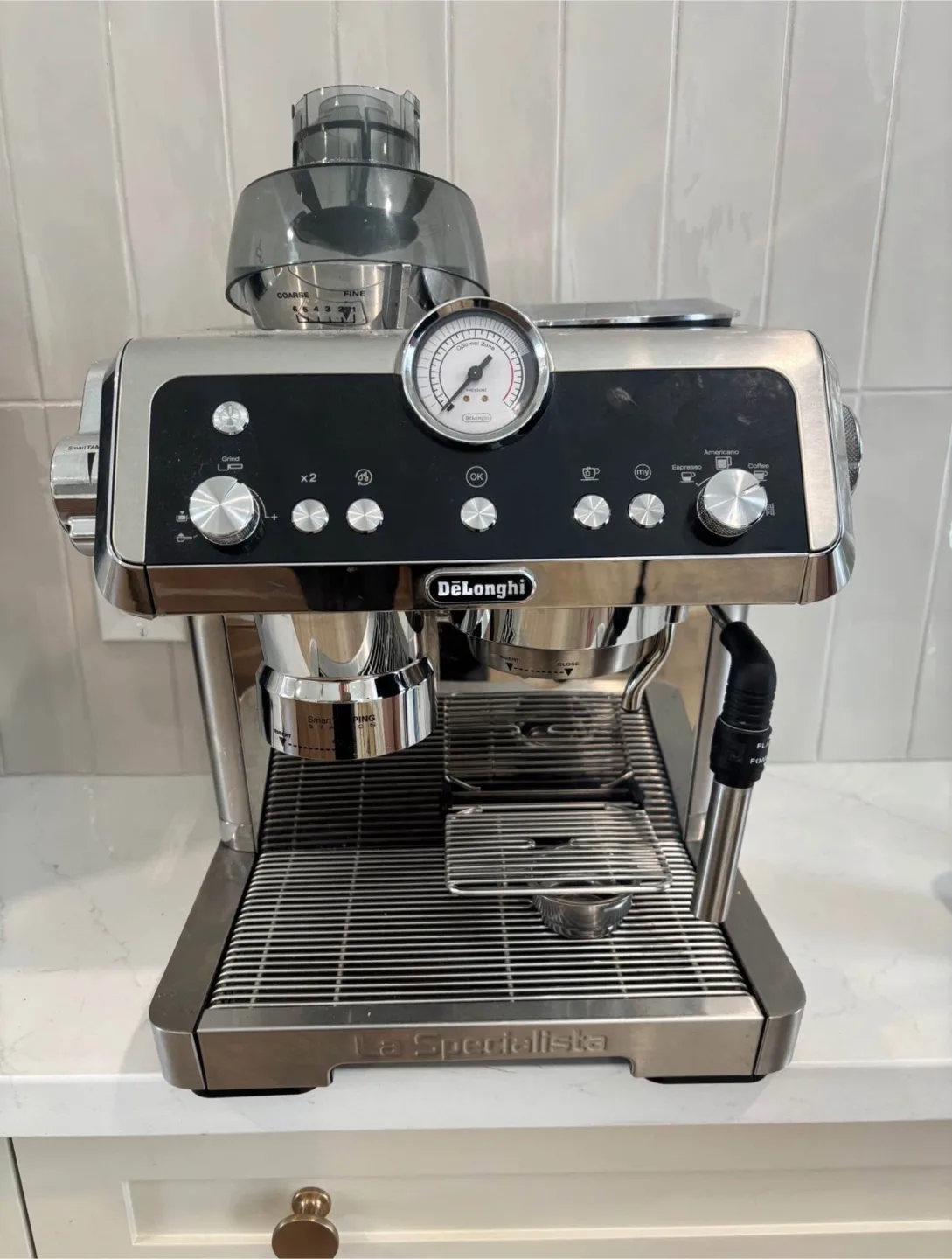 DeLonghi La Specialista Arte Espresso Machine + Accessories thumbnail