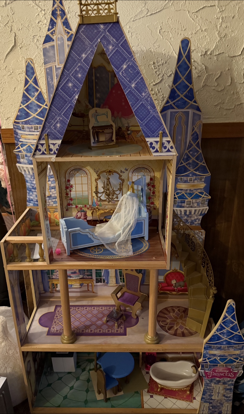 Disney Princess Dollhouse