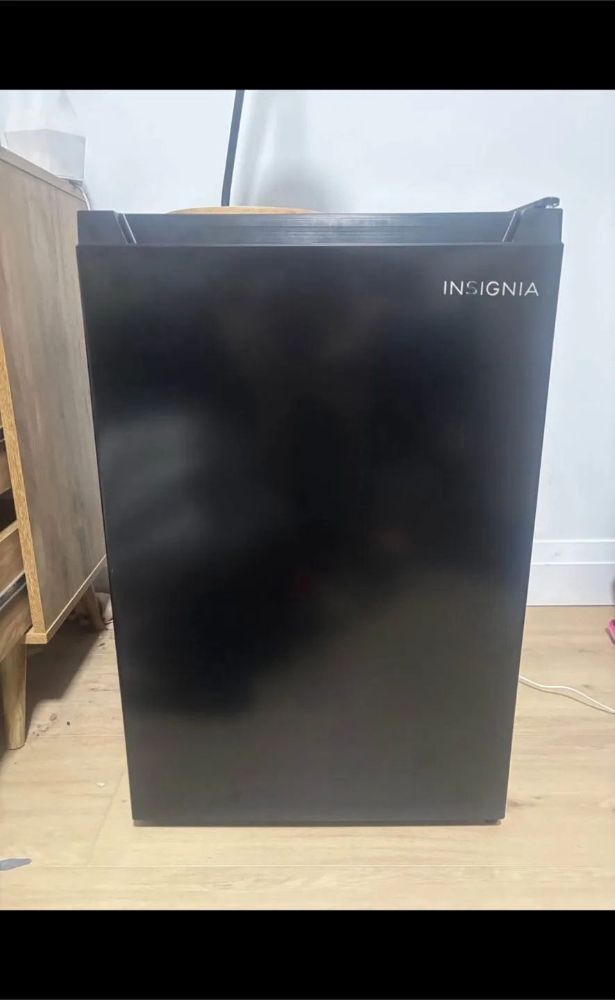 Insignia Mini Fridge - Black thumbnail