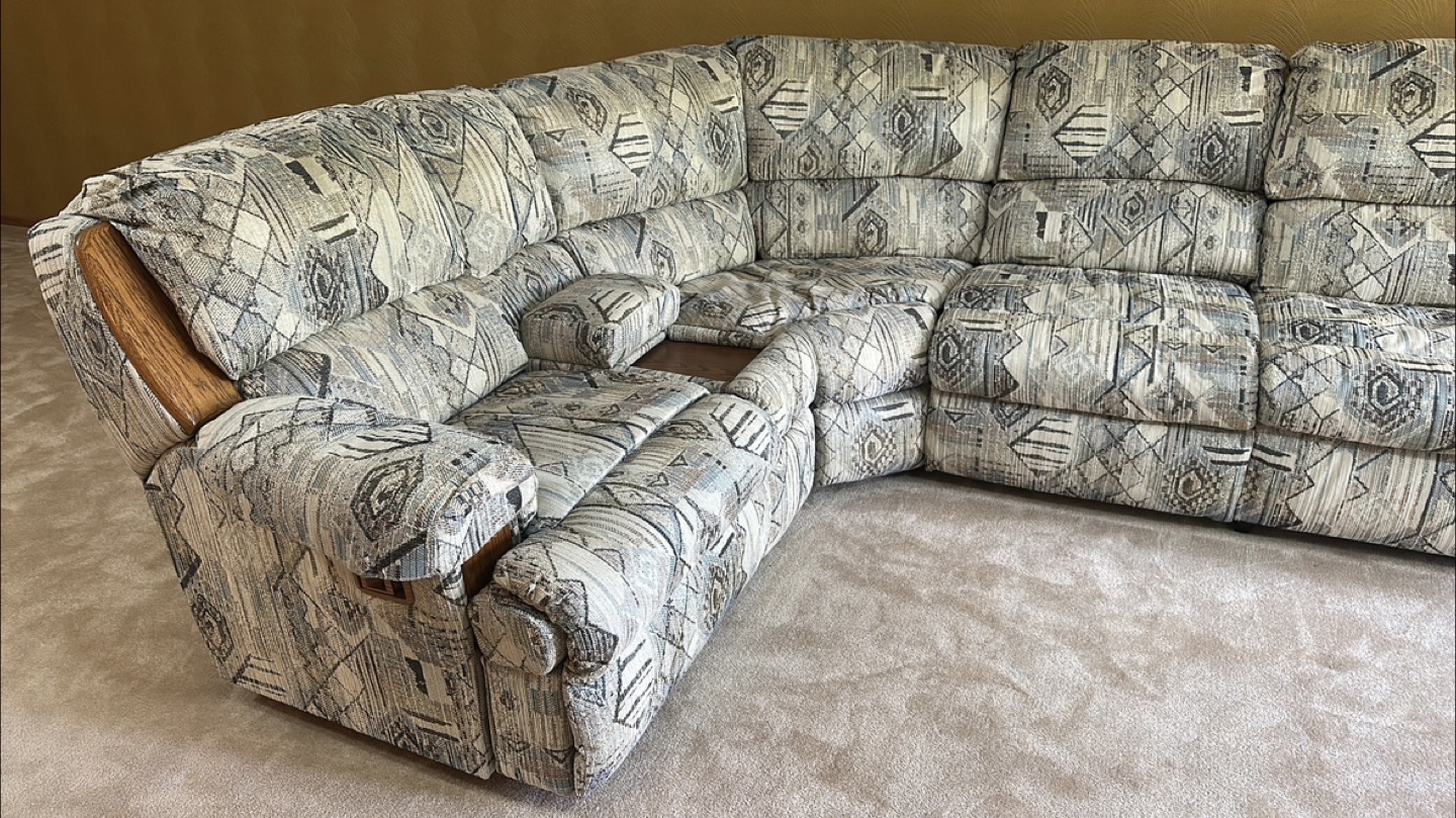 Sectional with Recliners & Pull-Out Bed