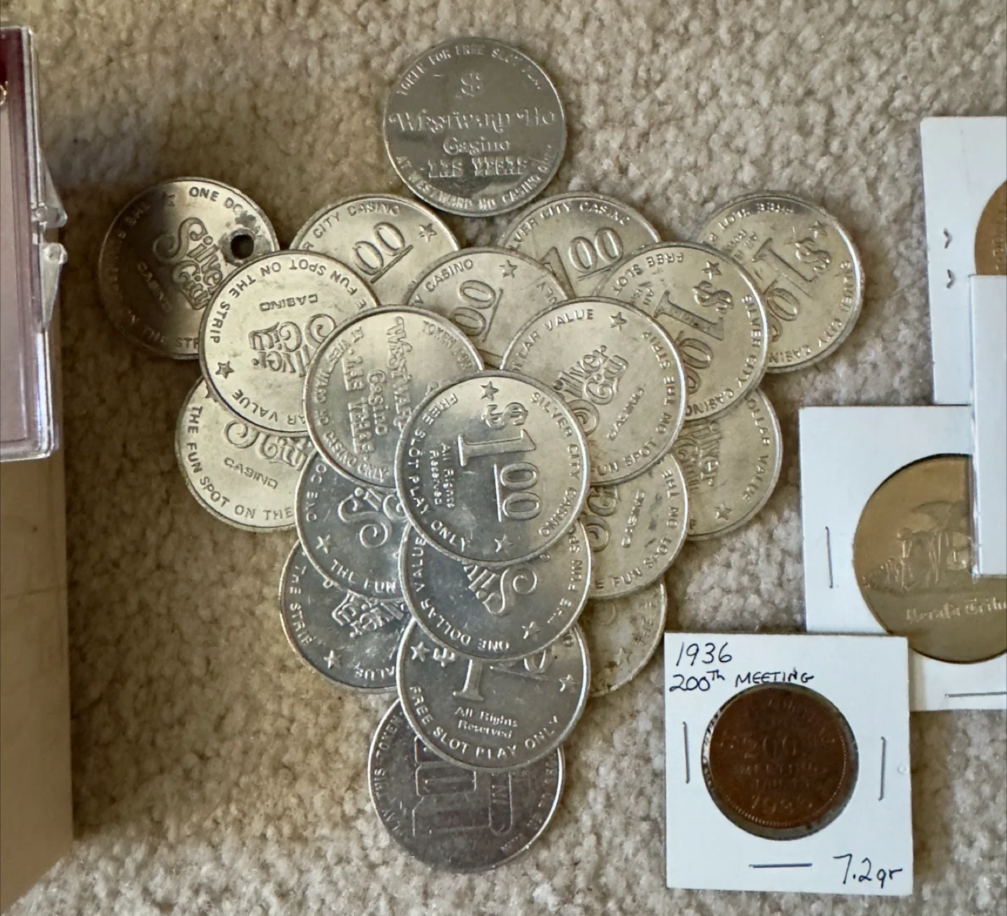 Commemorative Coins Collection image indicator(4)