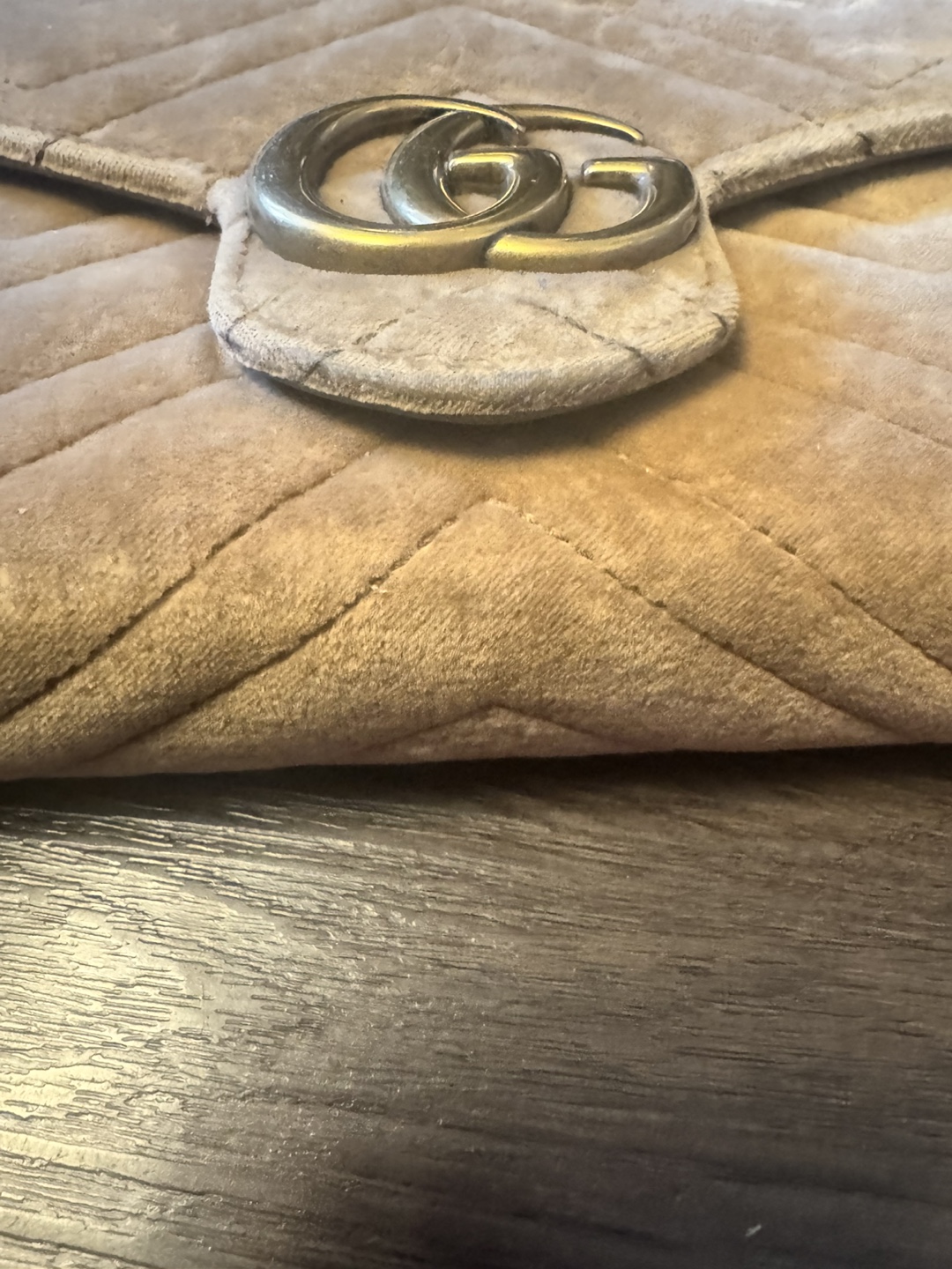 Authentic Gucci Marmont Velvet Shoulder Bag - photo 3