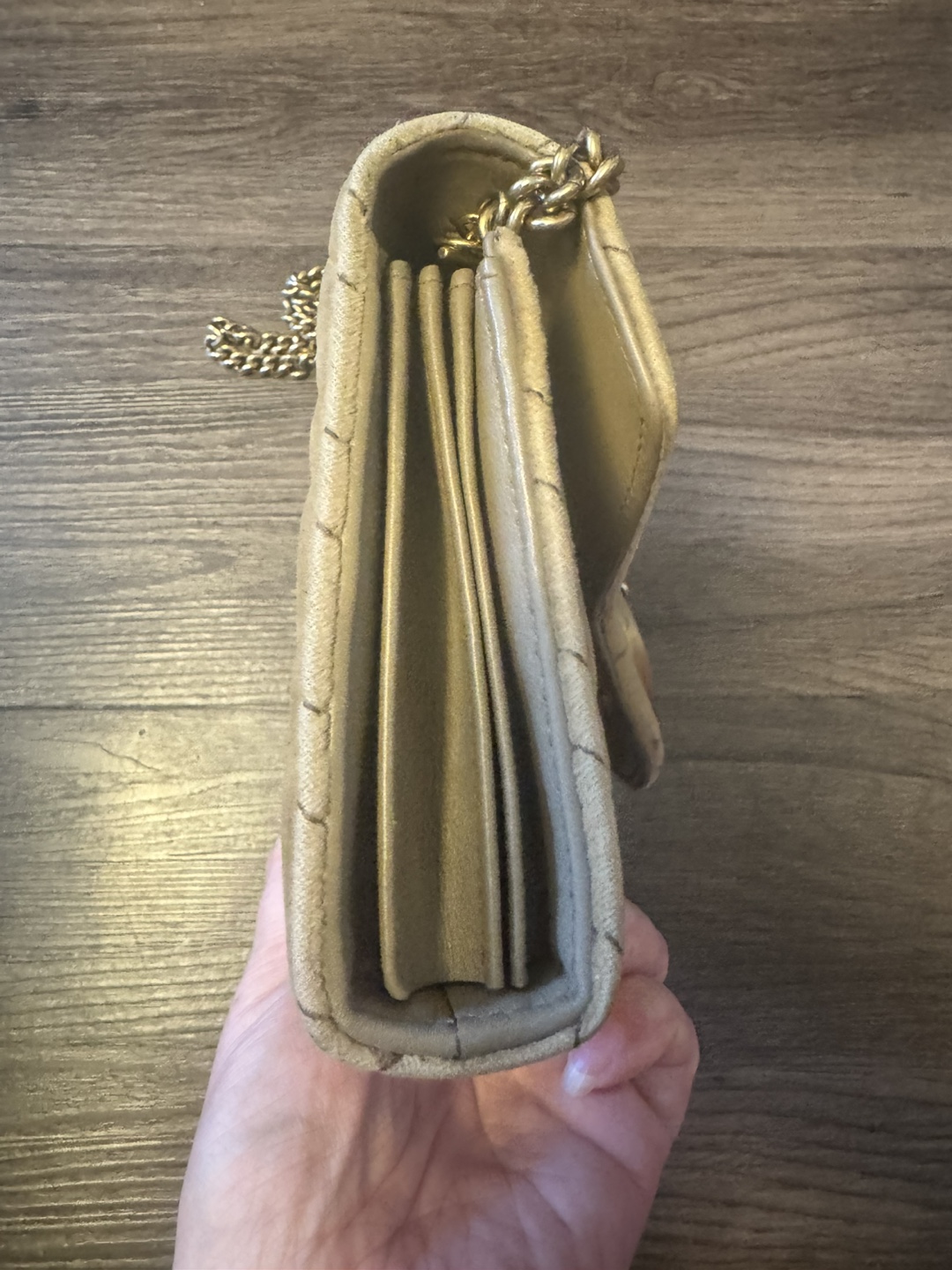 Authentic Gucci Marmont Velvet Shoulder Bag - photo 5