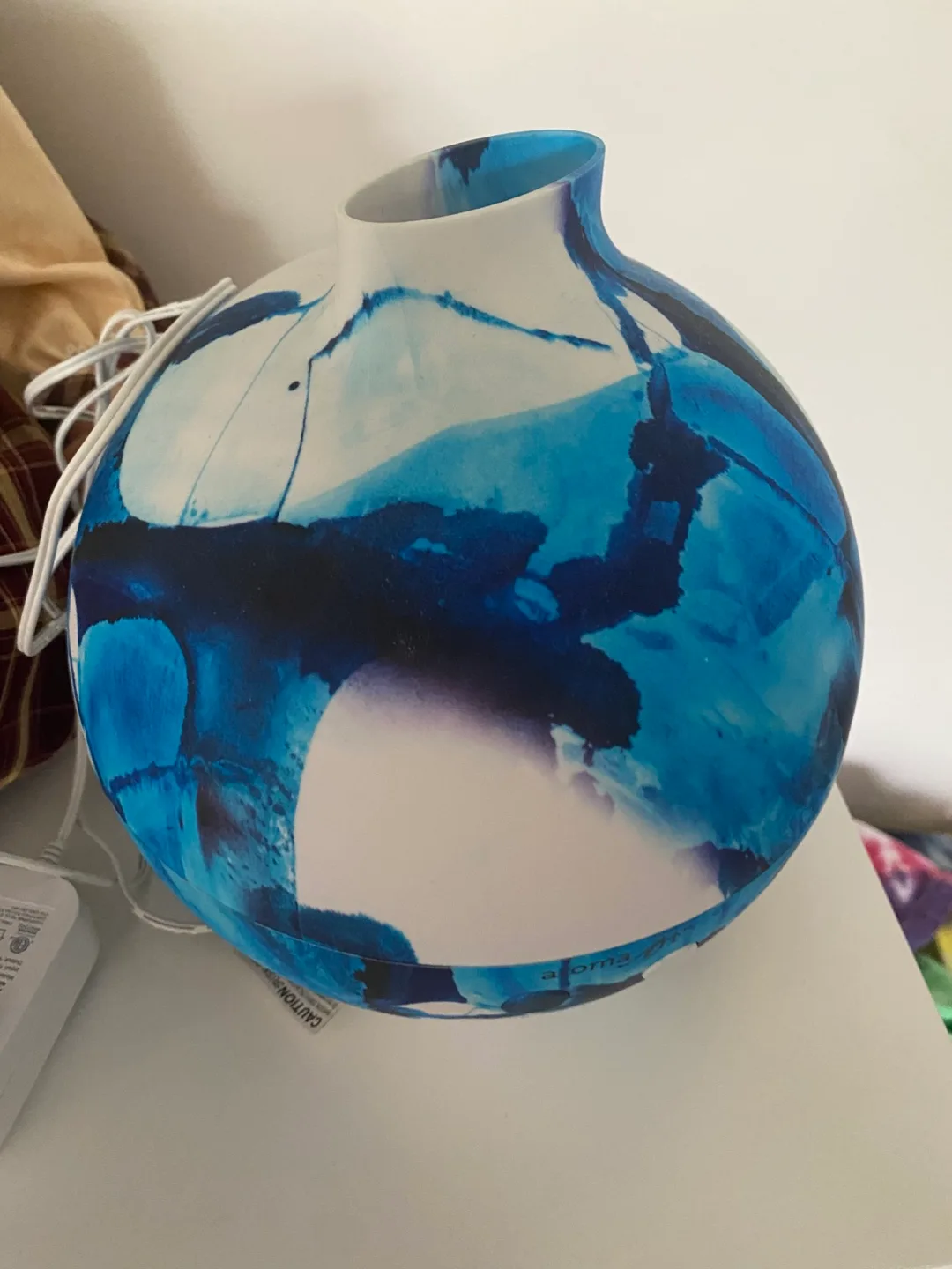 Aroma Diffuser - Blue & White thumbnail