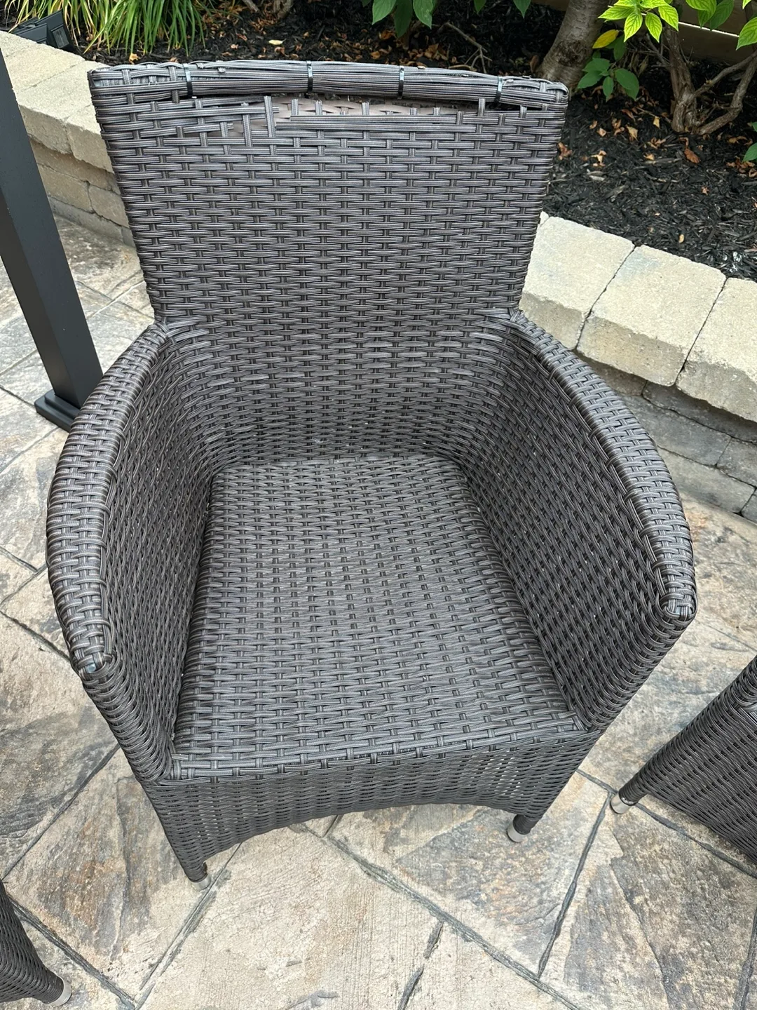 6 Wicker Outdoor Patio Chairs - wear and tear set image indicator(2)