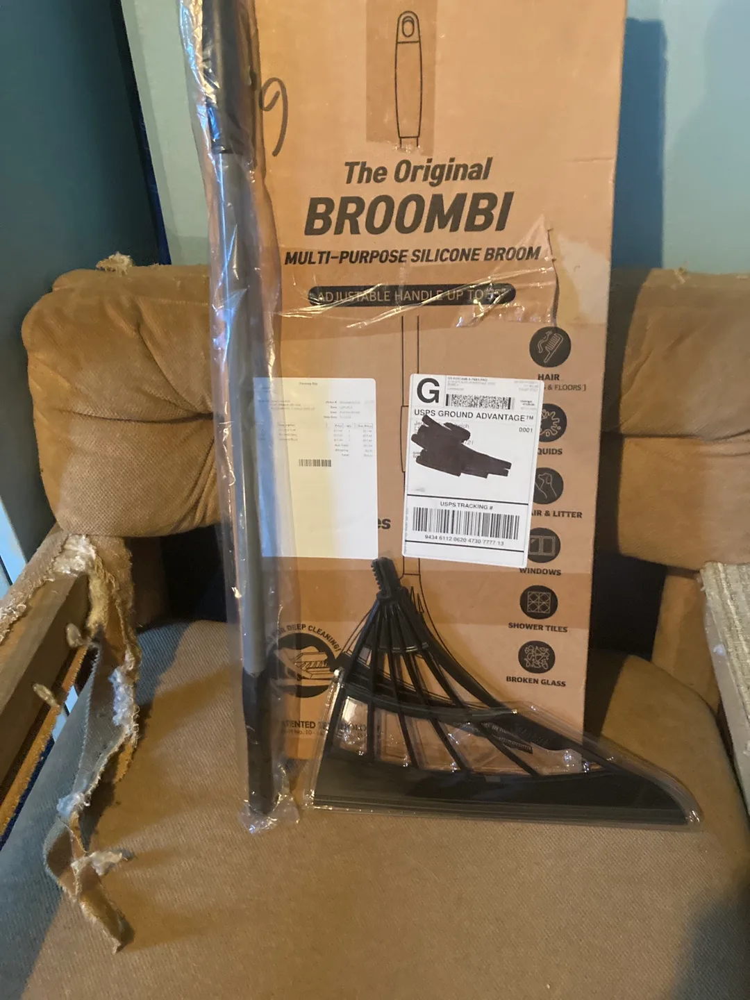 Broombi broom 🥕 thumbnail