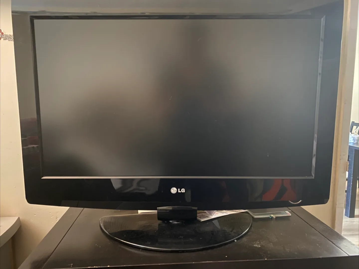 LG T.V thumbnail