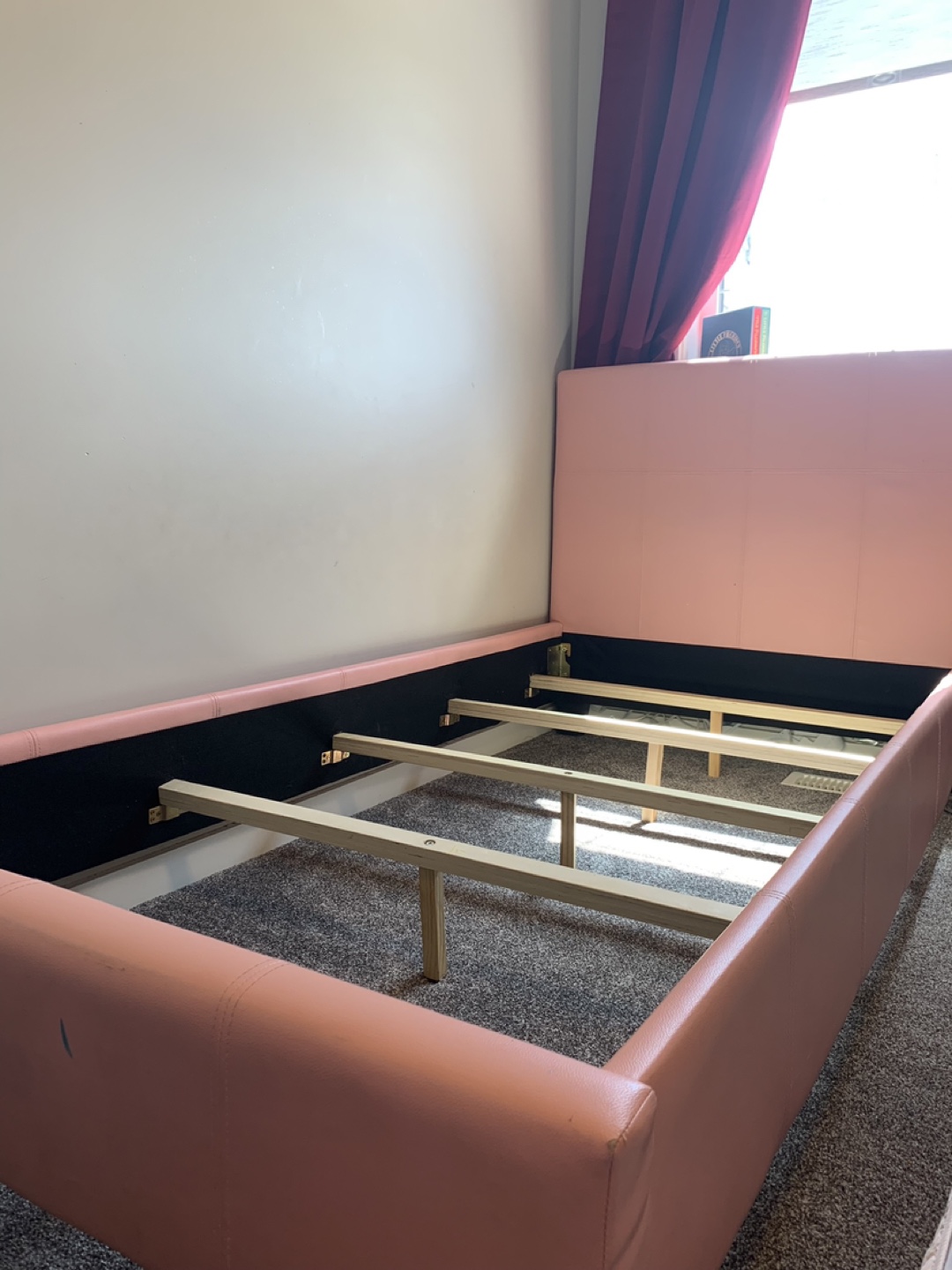 🇨🇦 Pink Upholstered Twin-Sized Faux Leather Bed Frame