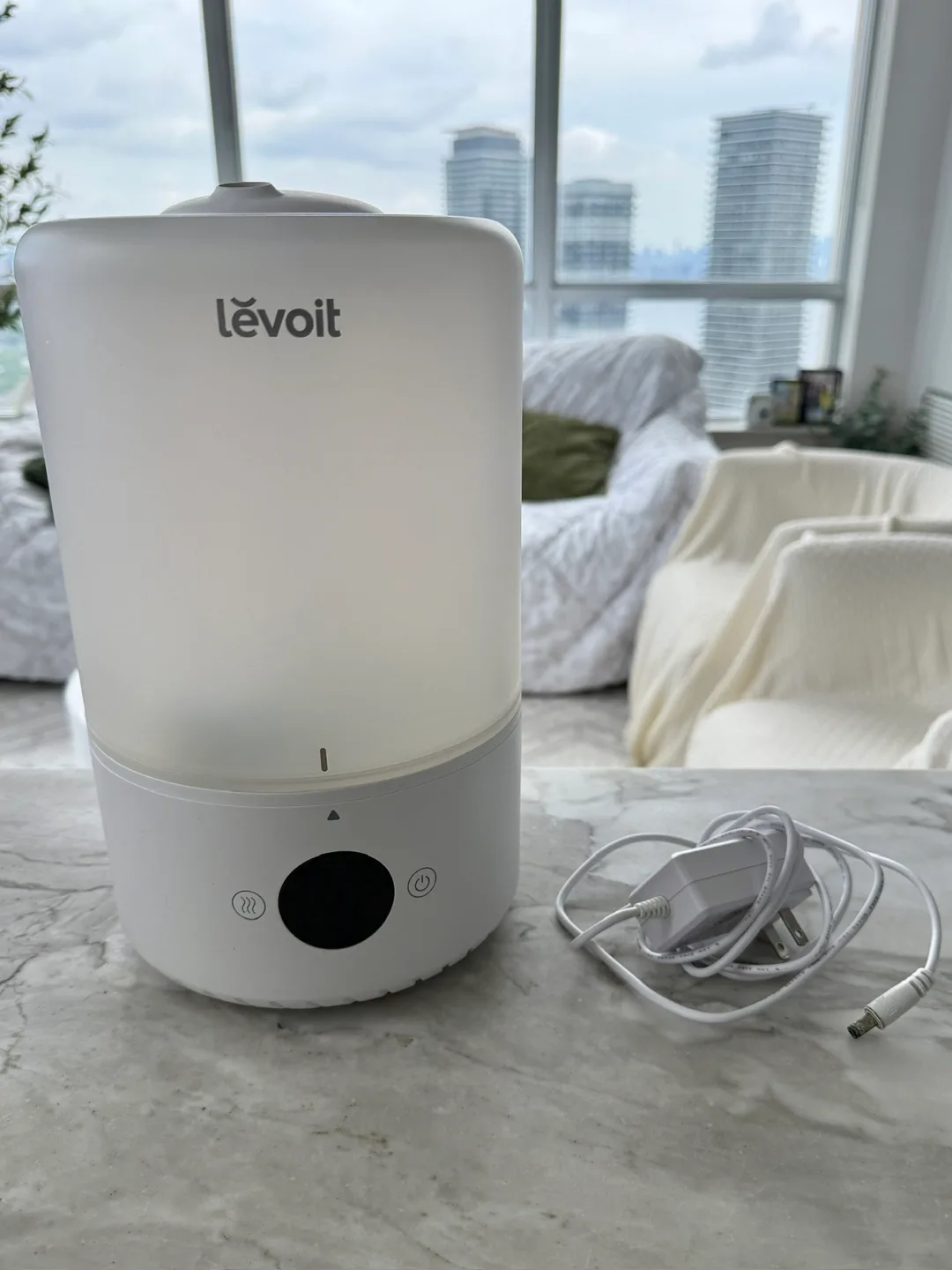 Levoit 3L Ultrasonic Cool Mist Humidifier thumbnail