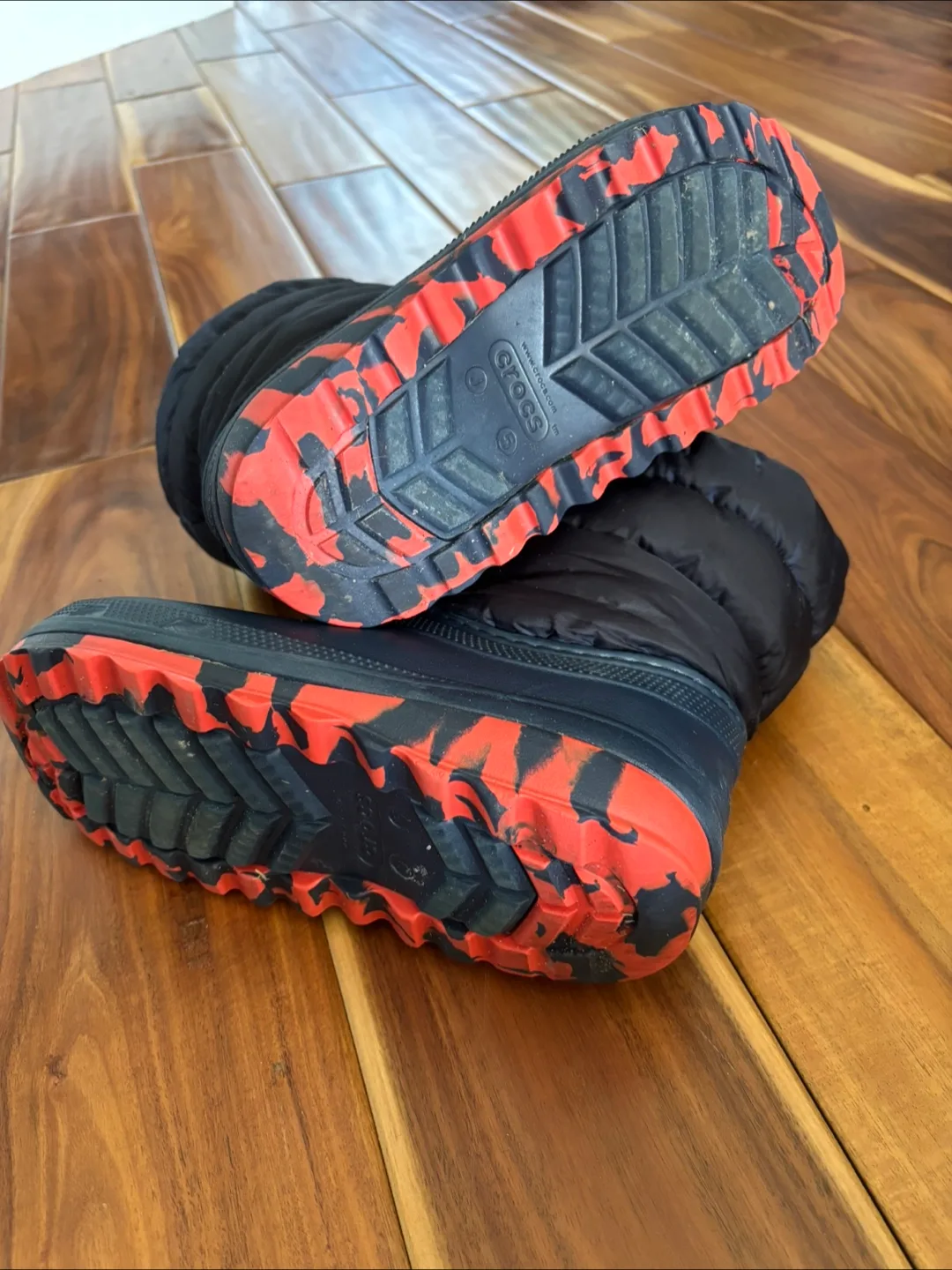 Crocs Puff Boots - Size J5 image indicator(2)