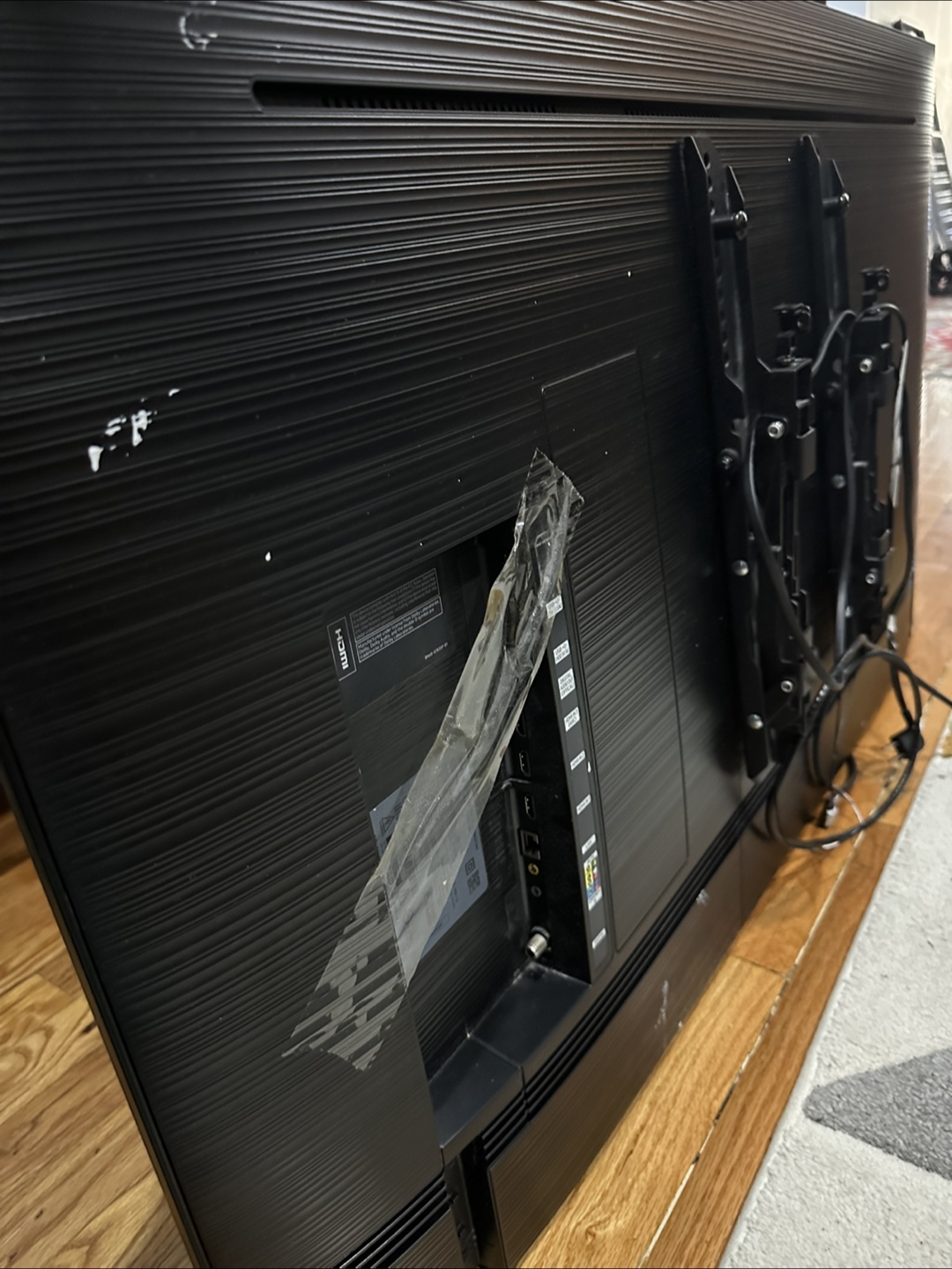 Samsung 48-inch TV - photo 5