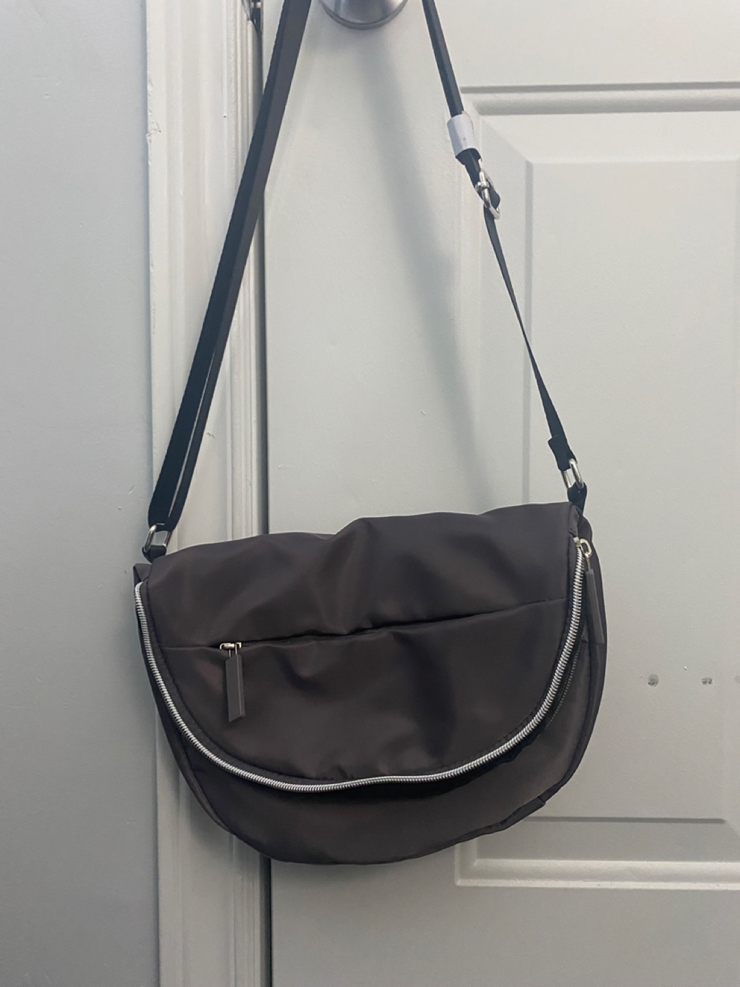 Crossbody purse