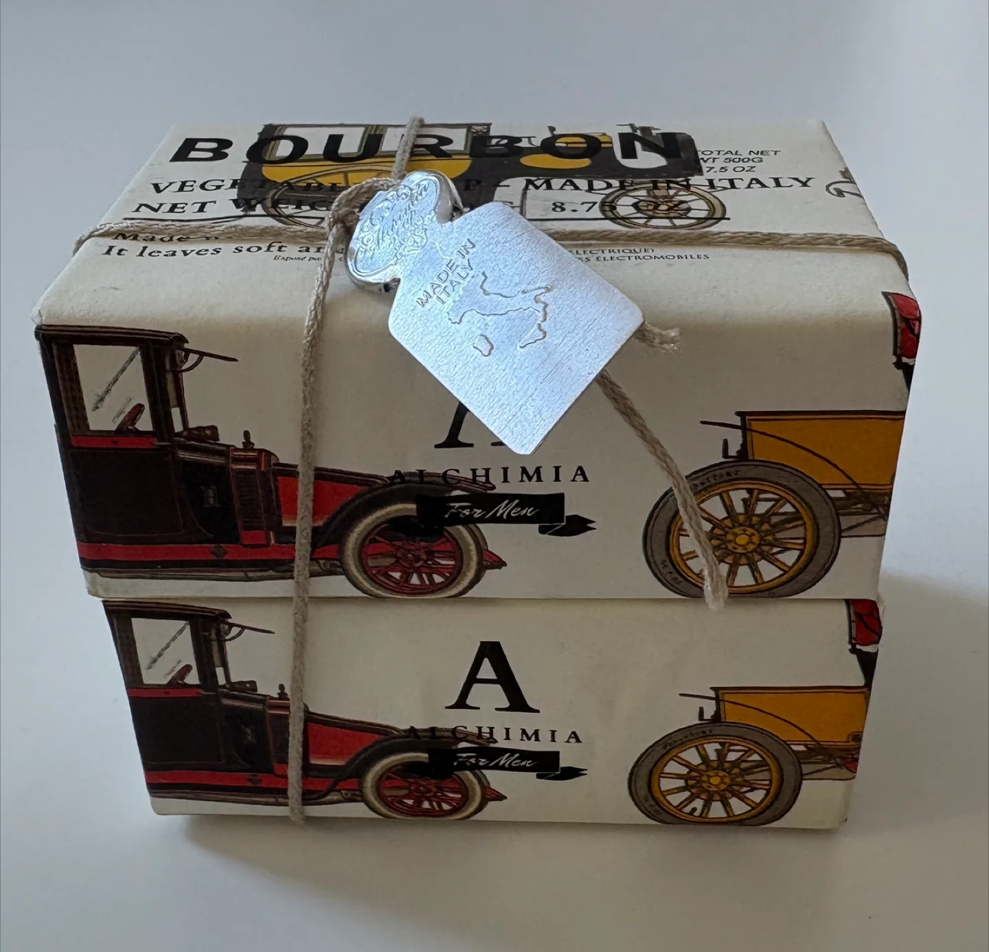 Alchimia Bourbon Vegetable Soap - Made in Italy image indicator(2)