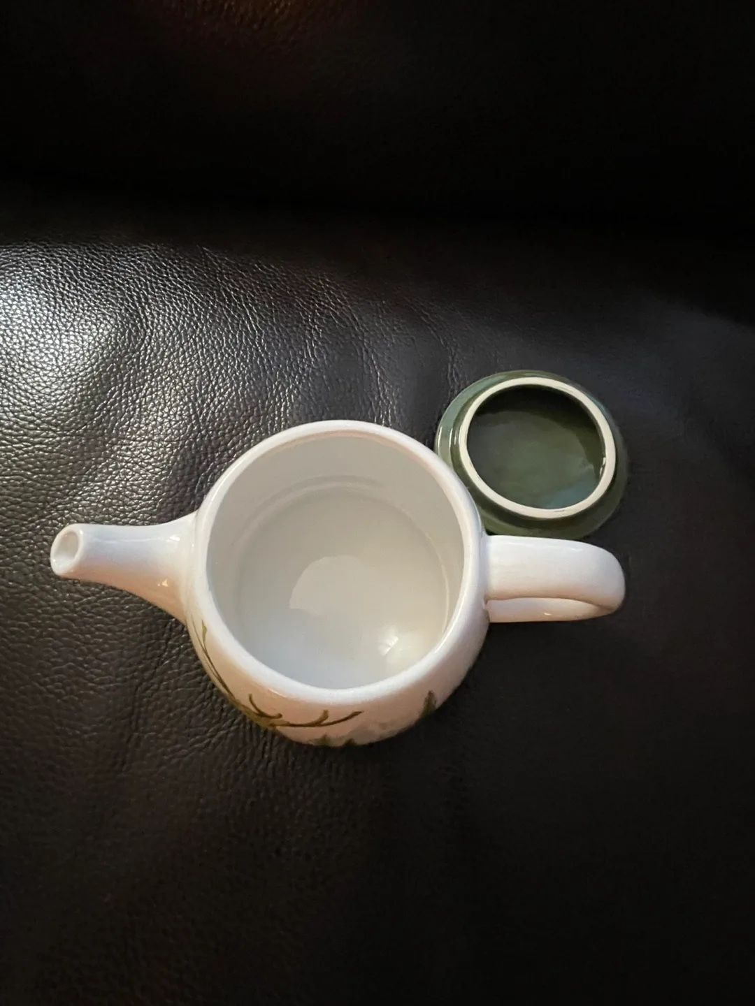 Teapot with Deer Design image indicator(3)