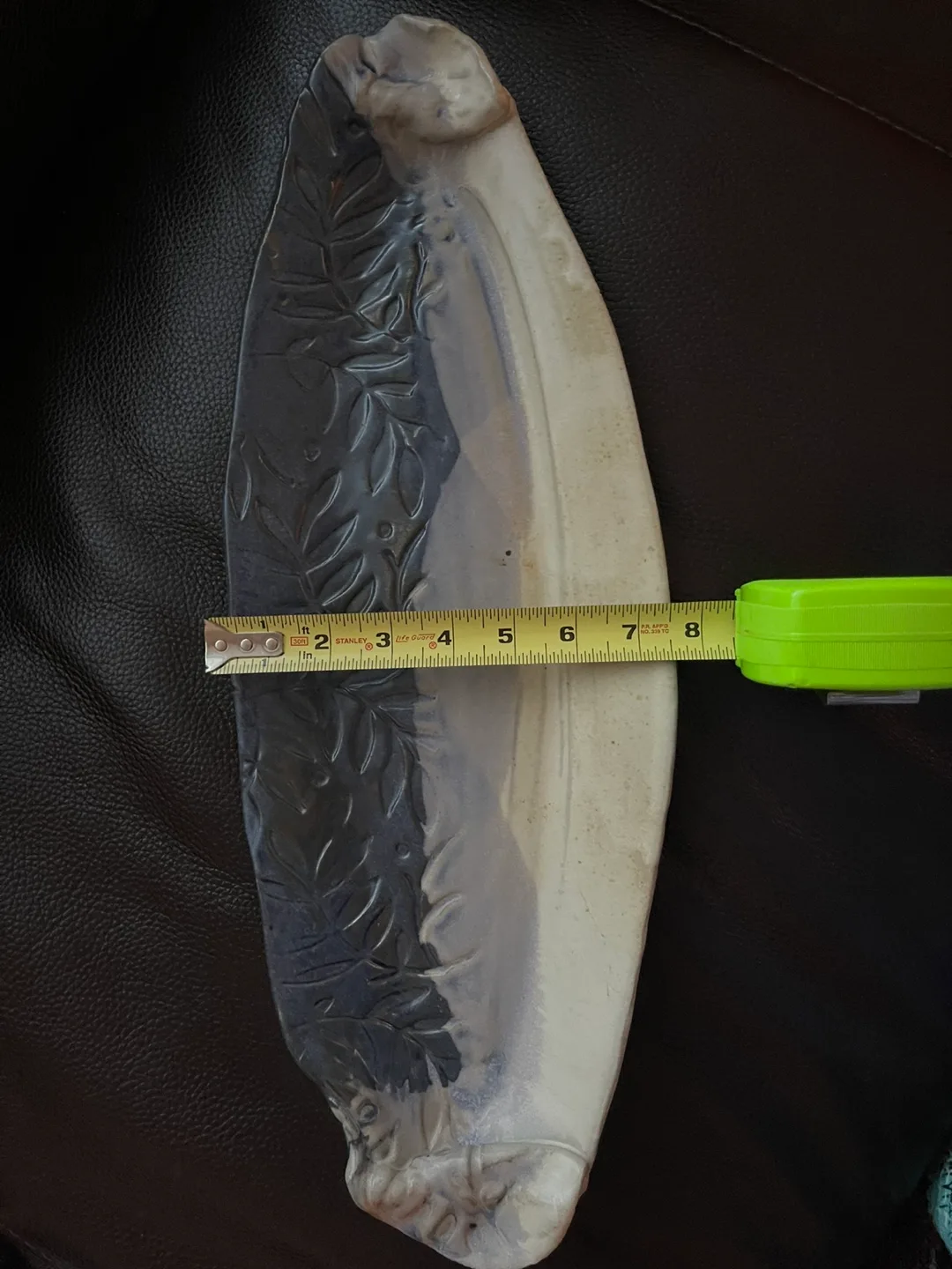 Decorative Leaf Pattern Serving Platter image indicator(3)