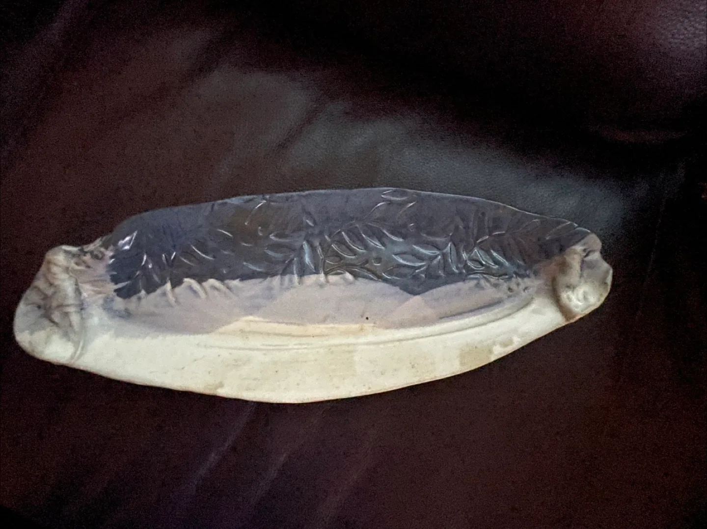 Decorative Leaf Pattern Serving Platter