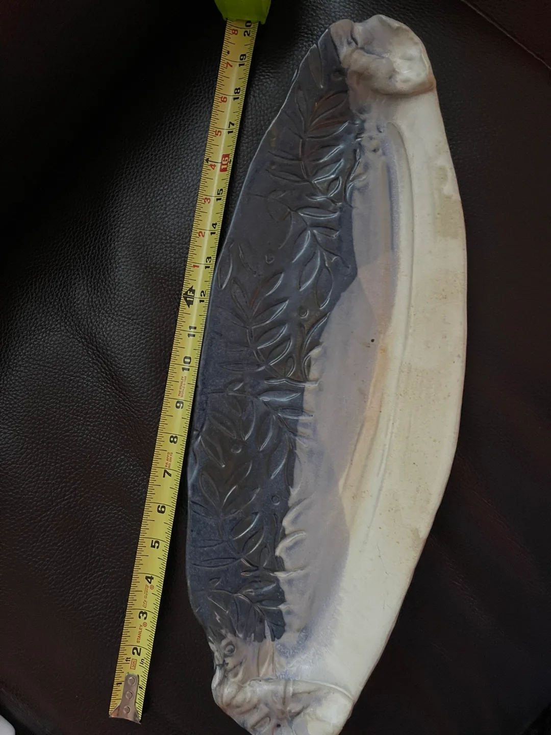 Decorative Leaf Pattern Serving Platter image indicator(2)