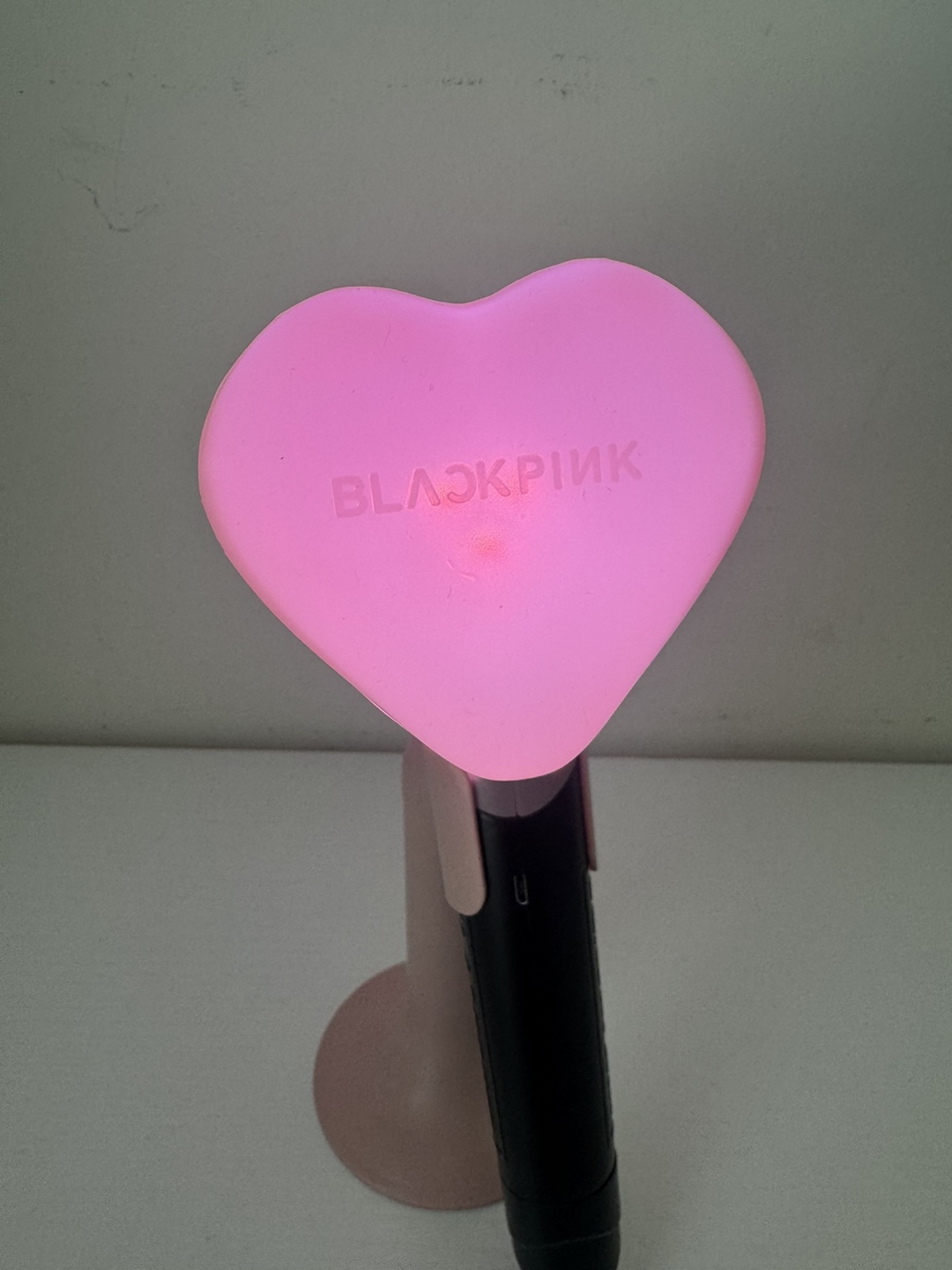 BLACKPINK Light Stick with Stand replica - photo 2