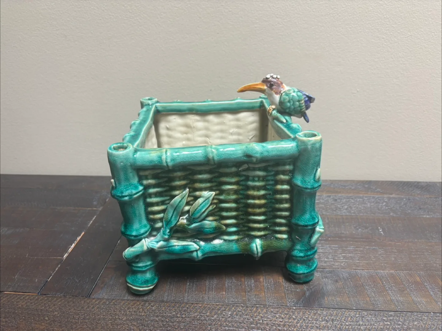 🇨🇦Vintage Ceramic Bamboo Planter thumbnail