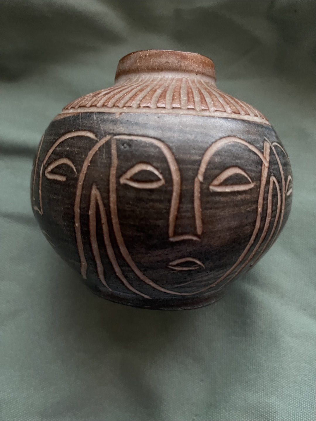 Vintage TN Canada Pottery Vase - photo 2