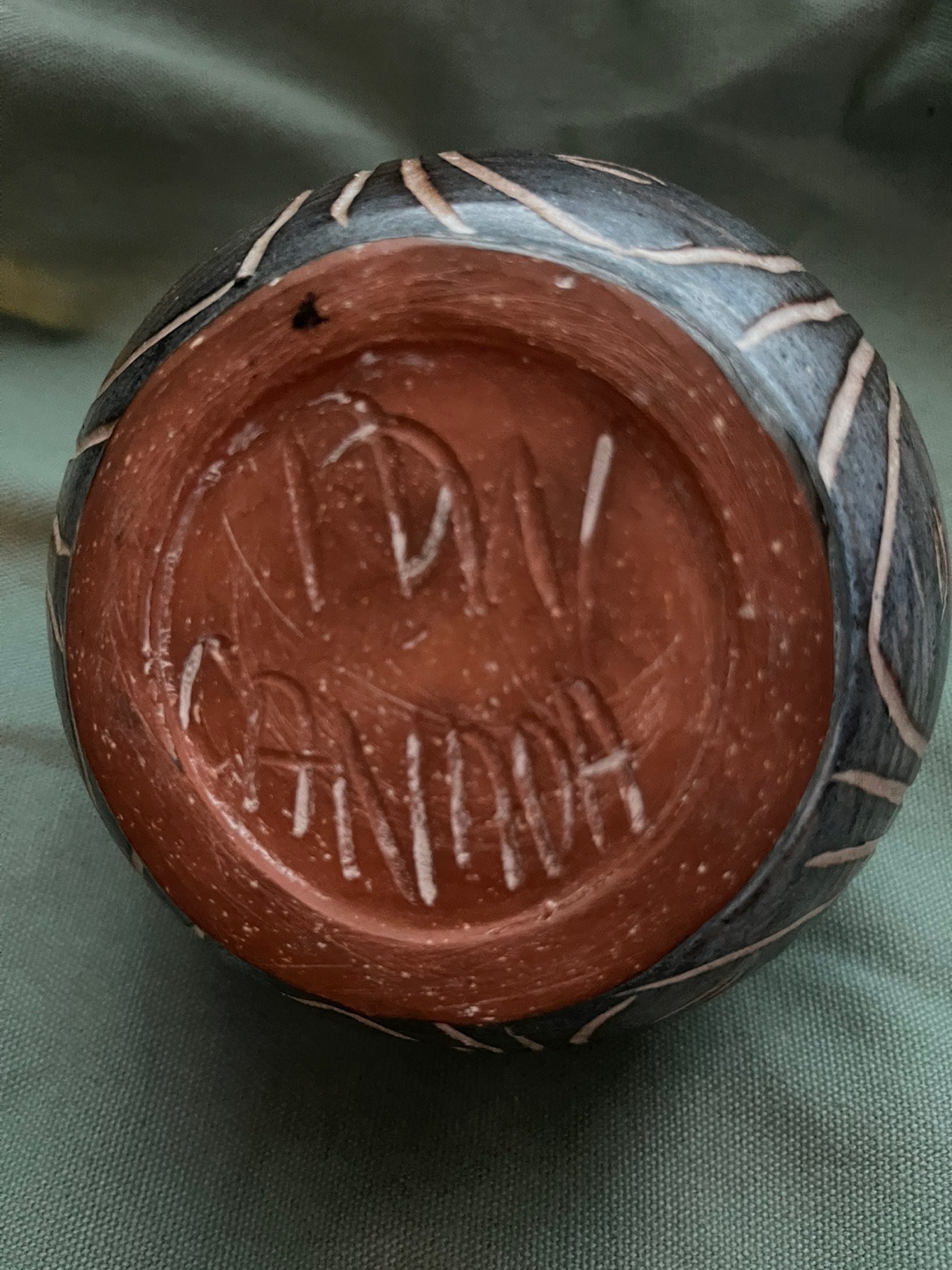 Vintage TN Canada Pottery Vase - photo 4