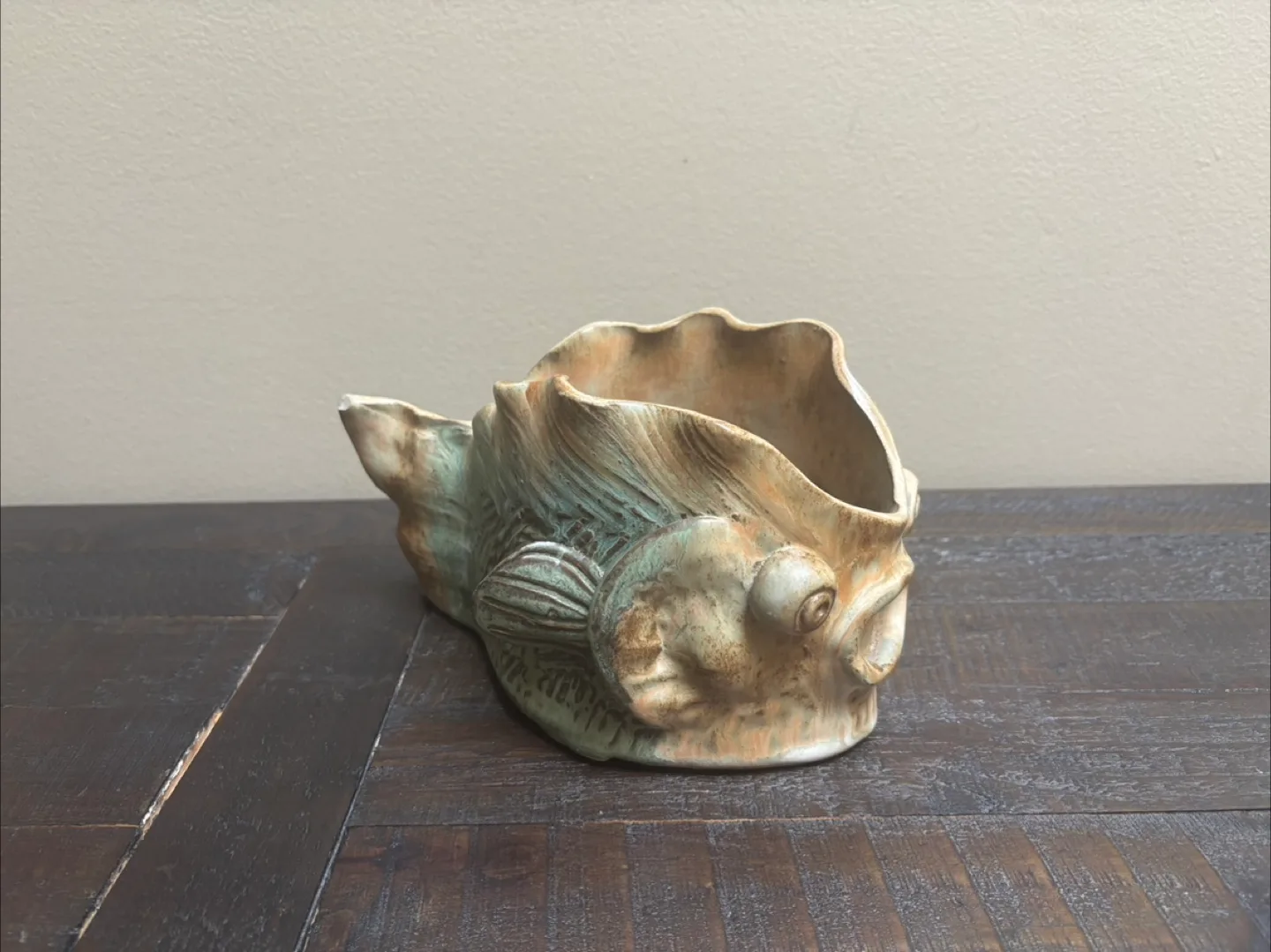 🇨🇦Unique Fish-Shaped Ceramic Planter thumbnail