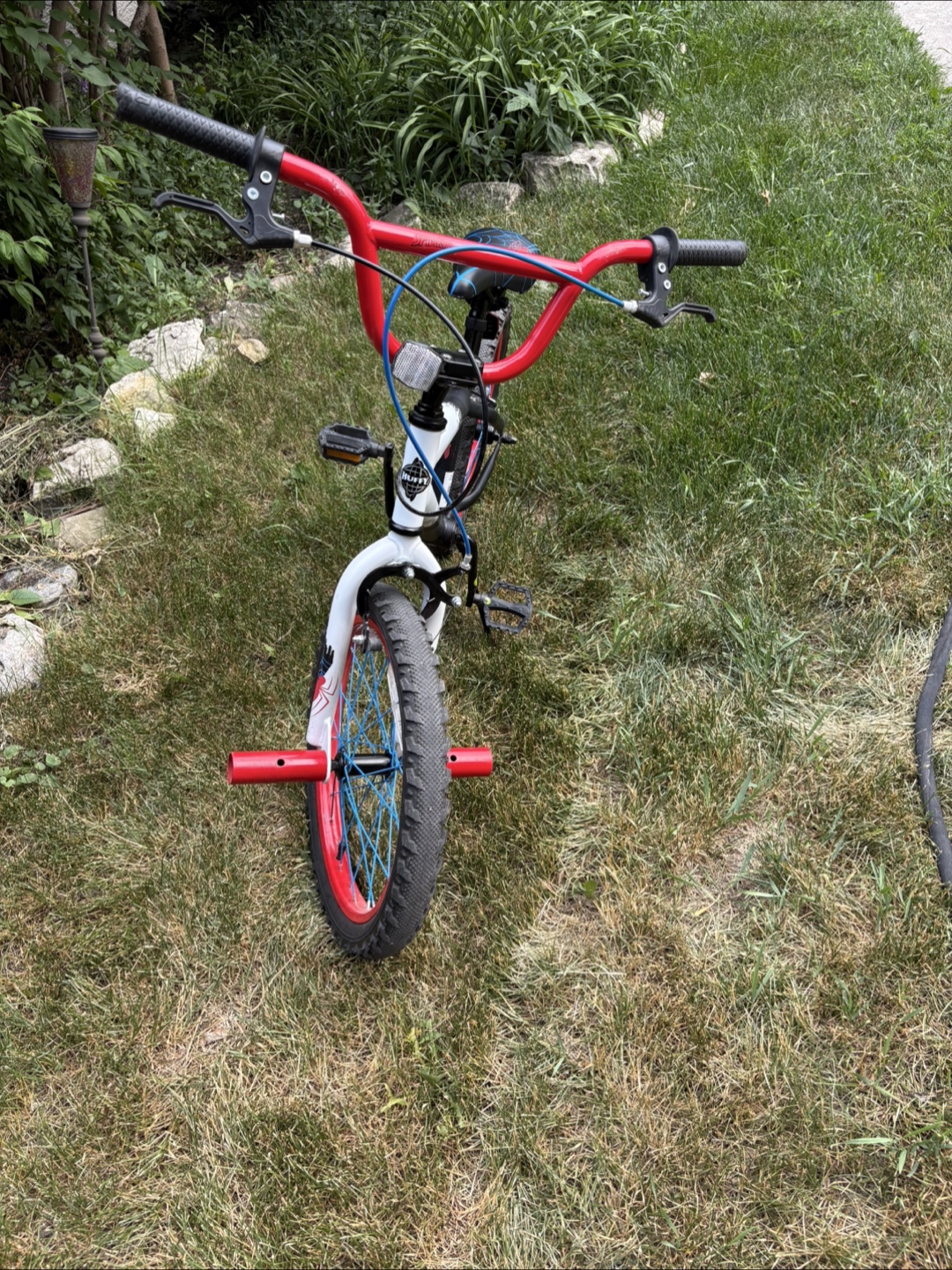 Kids' Spider-Man Bike - Red & Blue - 18” Huffy - photo 2