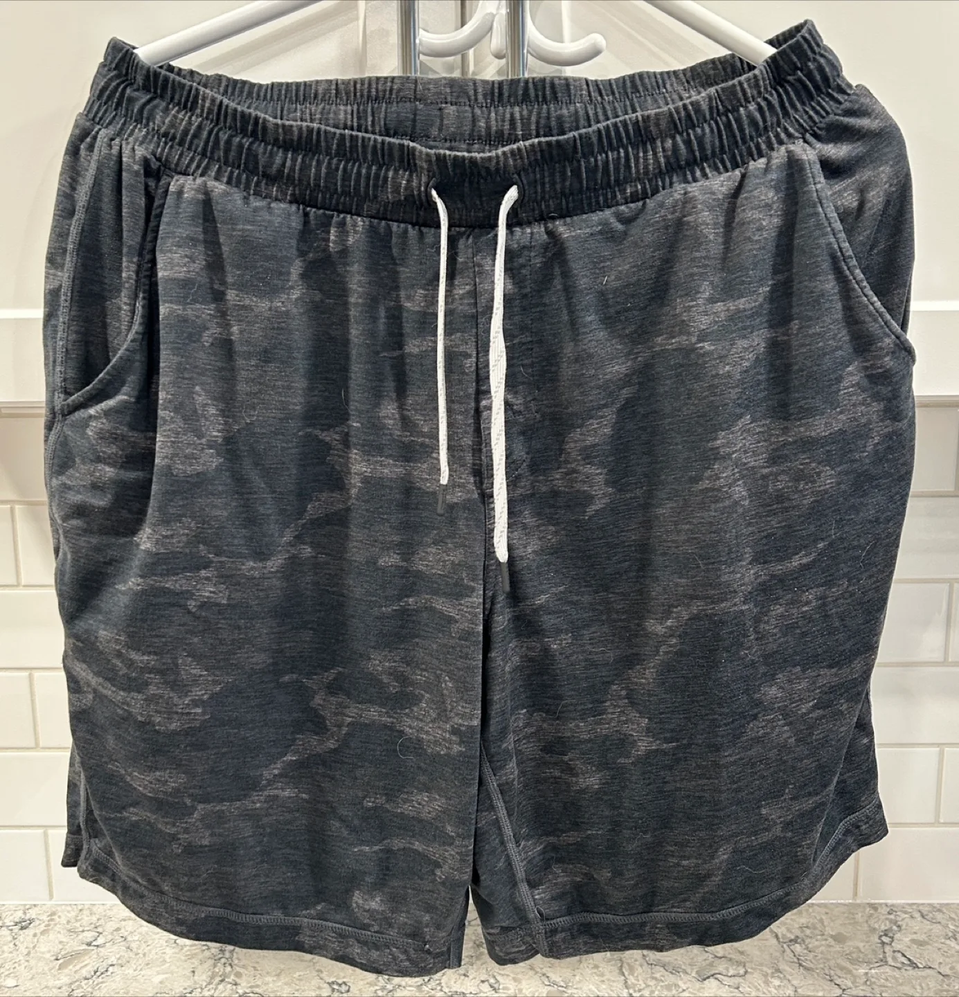 Men’s Kirkland Athletic Camo Shorts (Size L) thumbnail