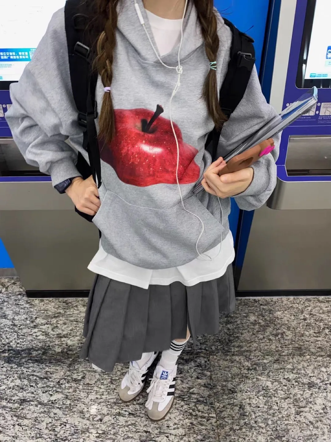 Grey Apple Print Hoodie-size L thumbnail