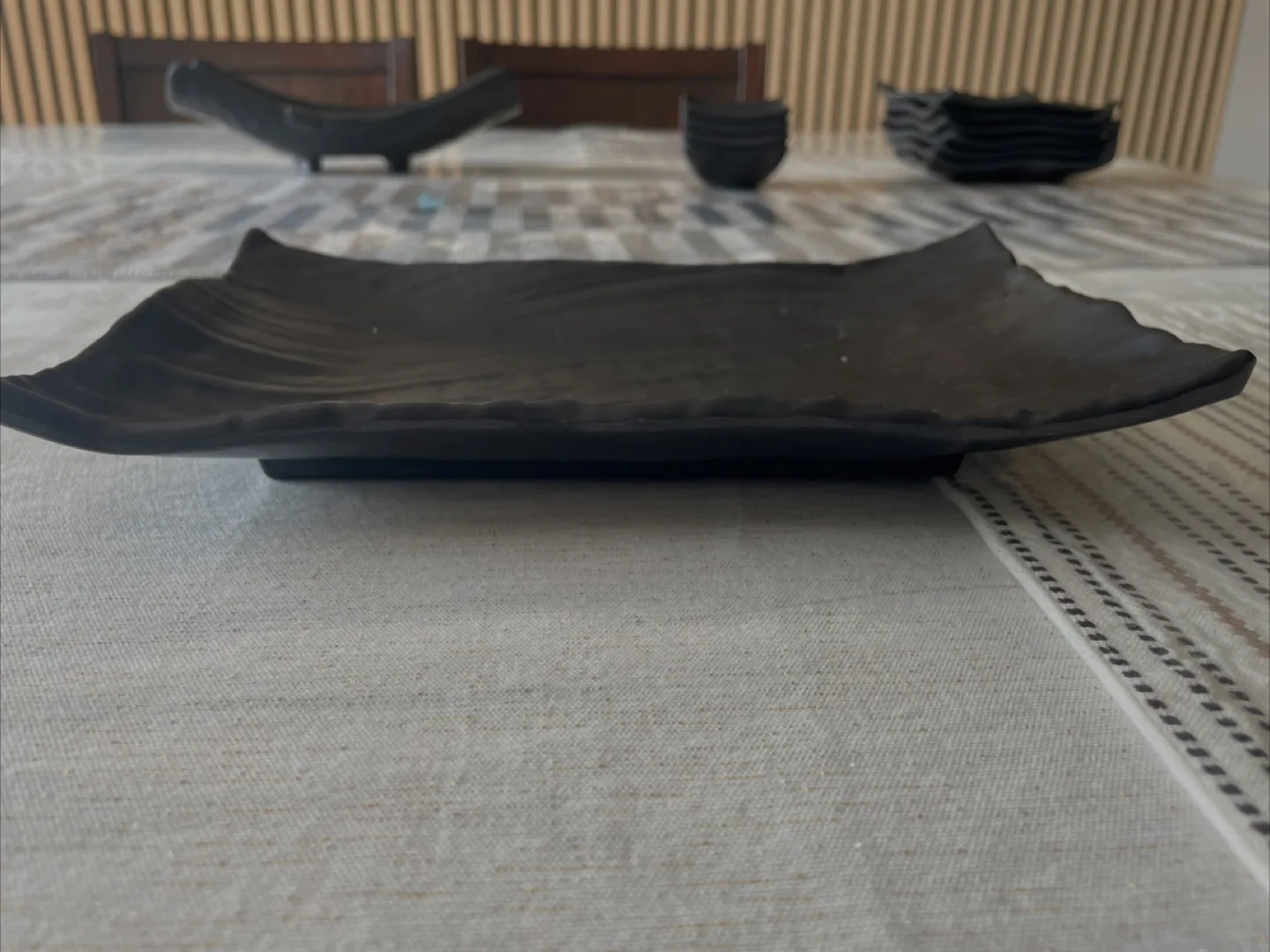 Black Serving Dishes image indicator(4)