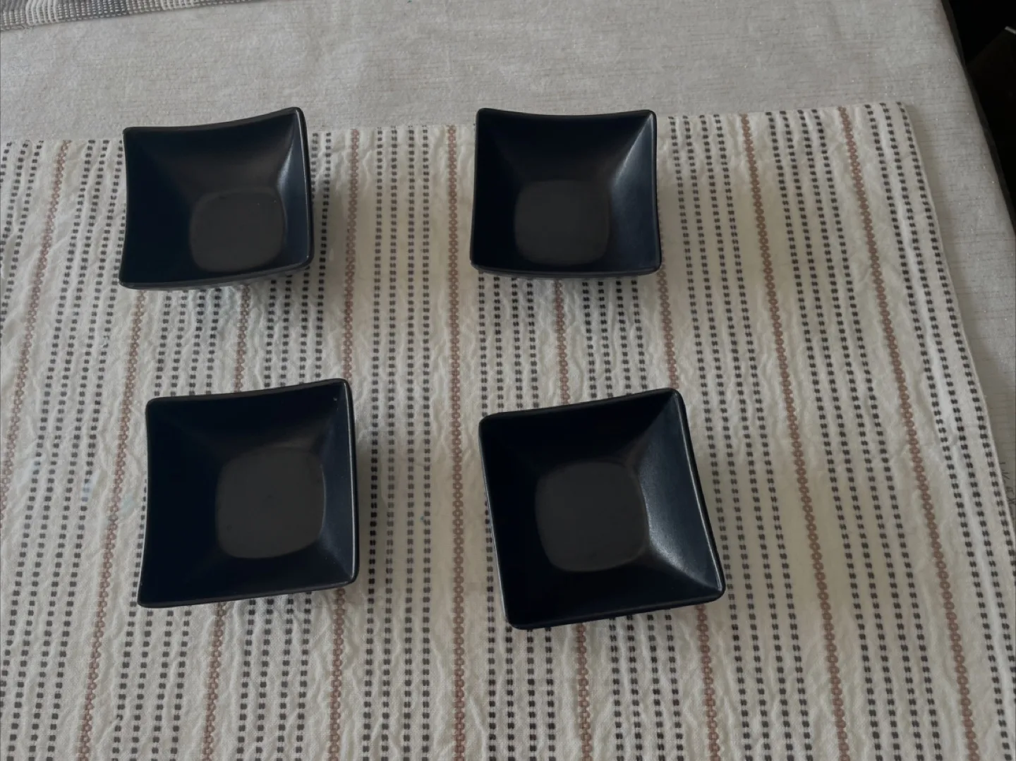 Black Serving Dishes image indicator(10)