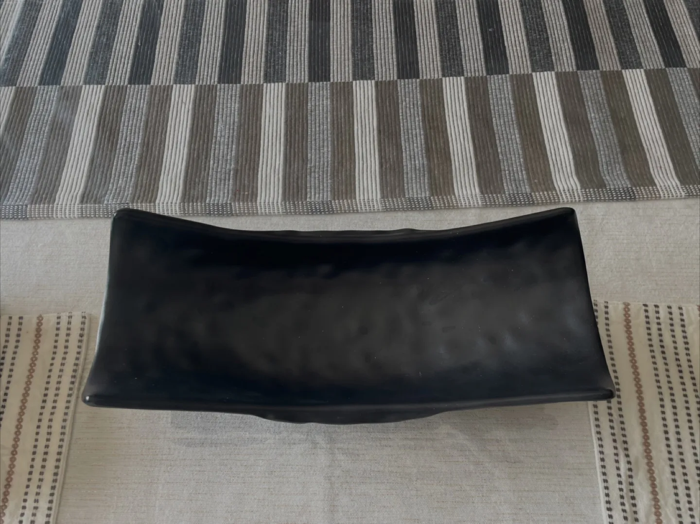 Black Serving Dishes image indicator(8)