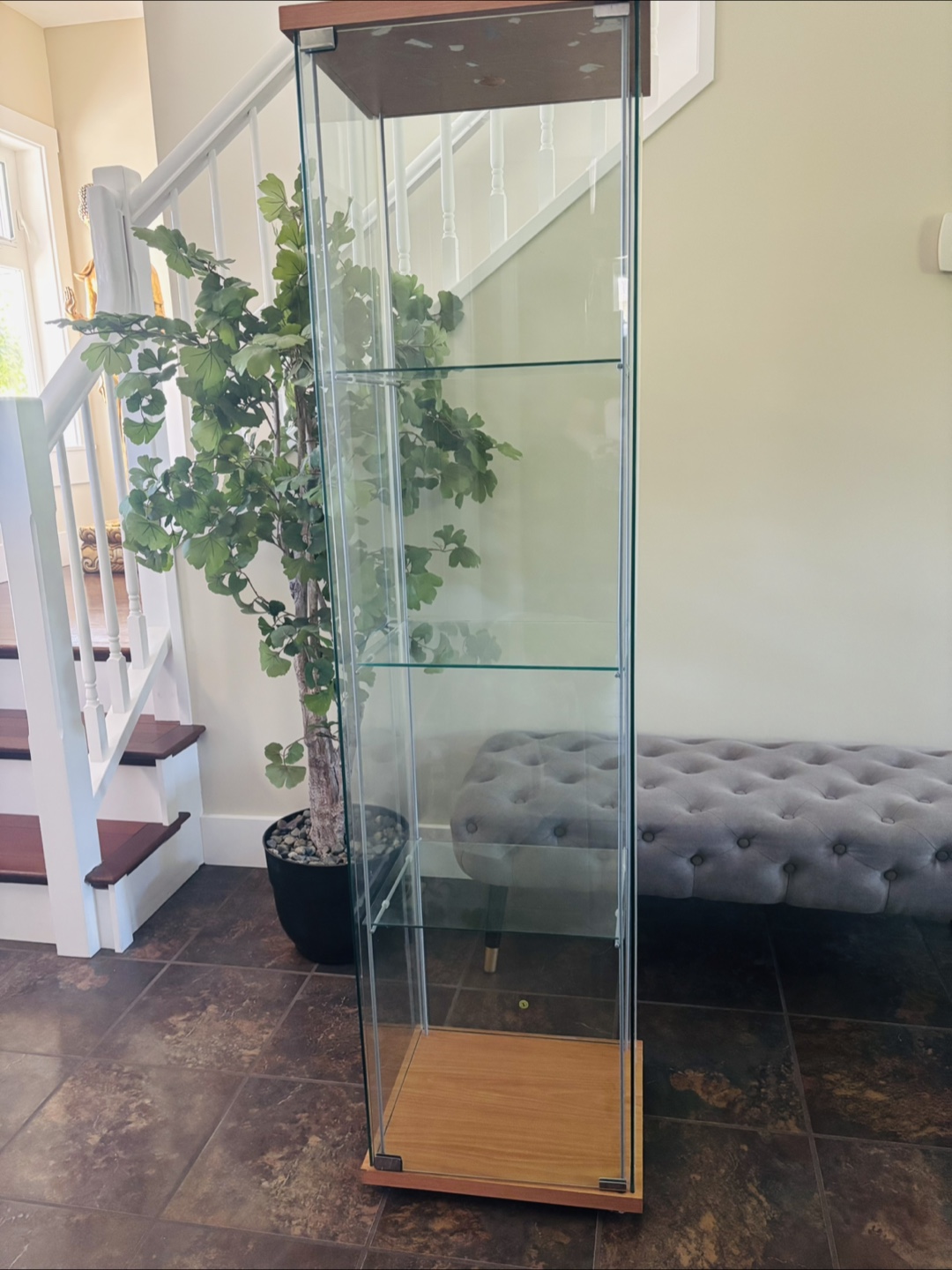🇨🇦 IKEA Glass Display Cabinet
