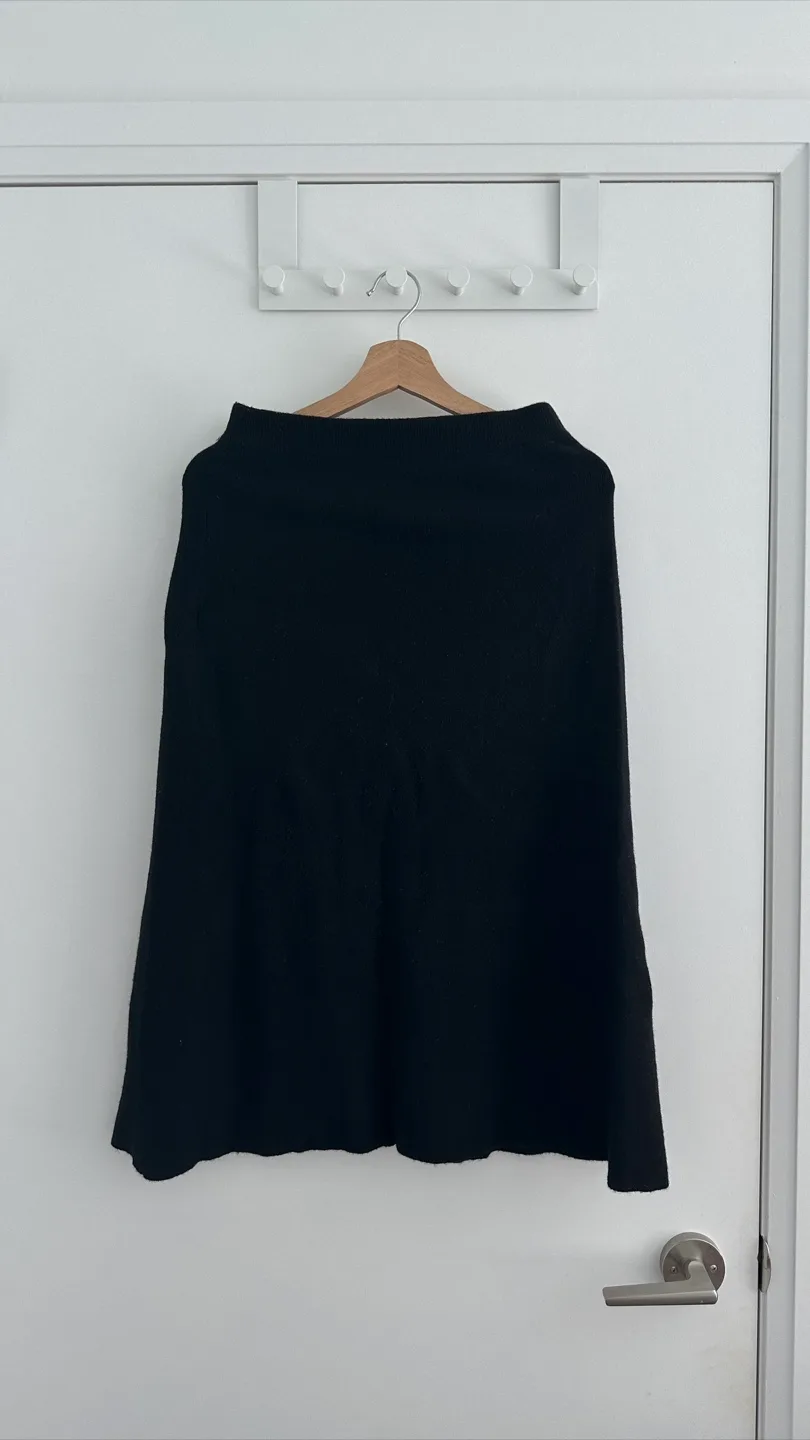 Black Knit Skirt thumbnail