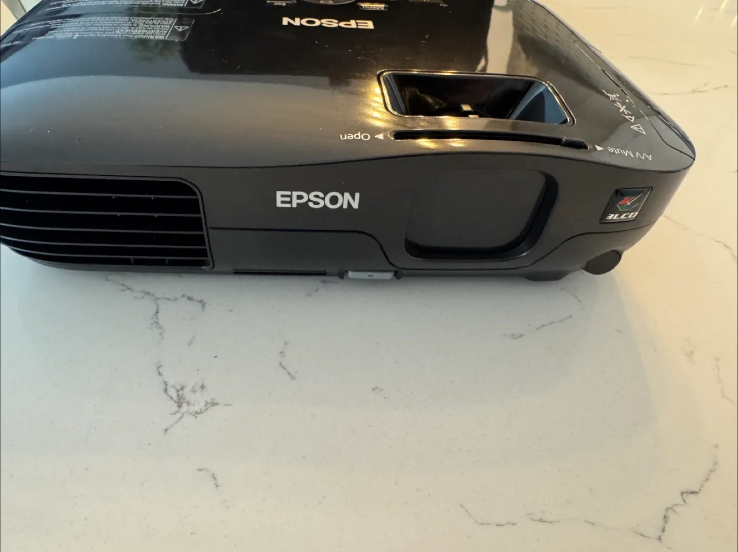 Epson EX5200 projector thumbnail