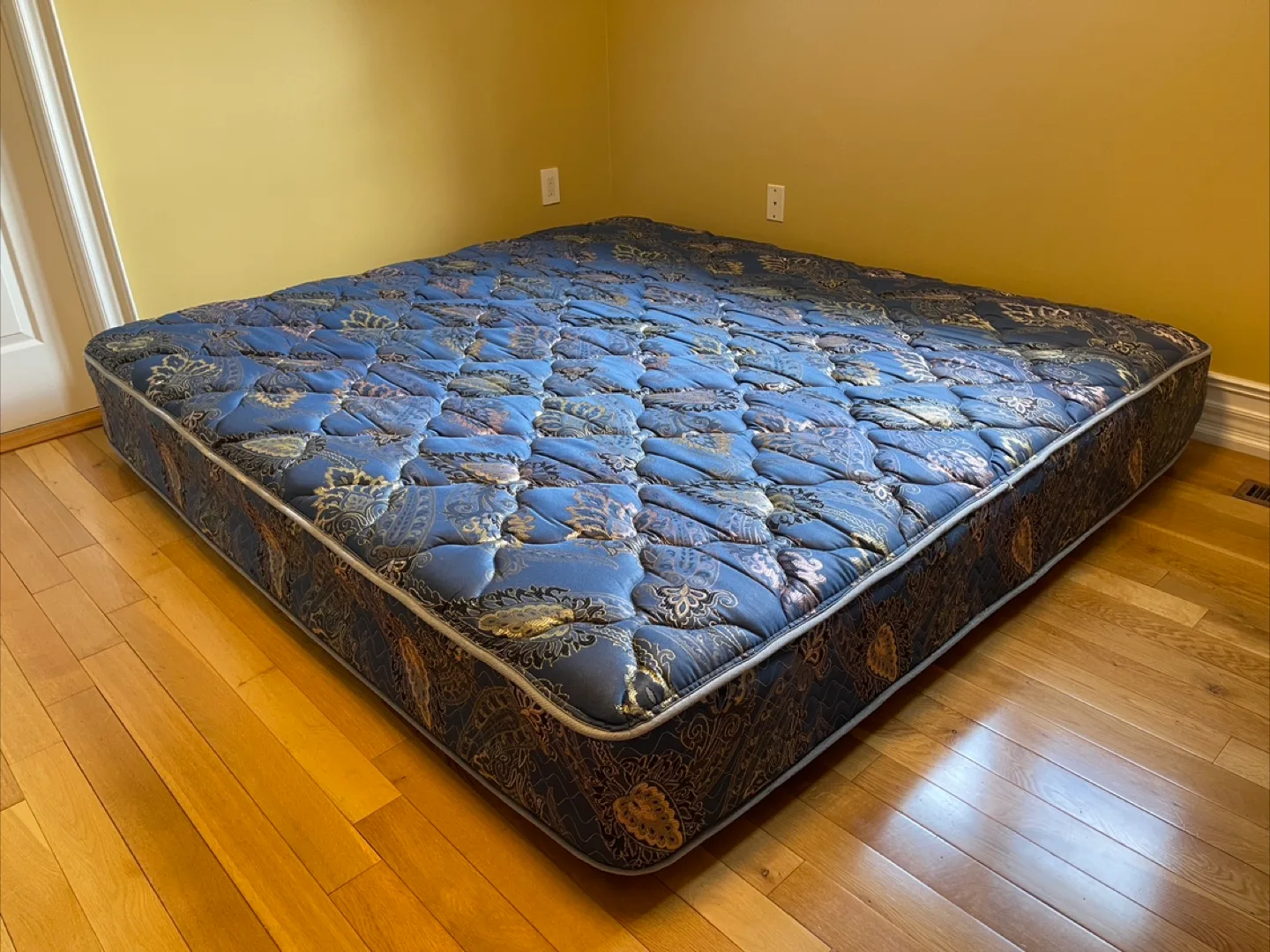 Ameri-Spring Ameri-Guard Mattress thumbnail