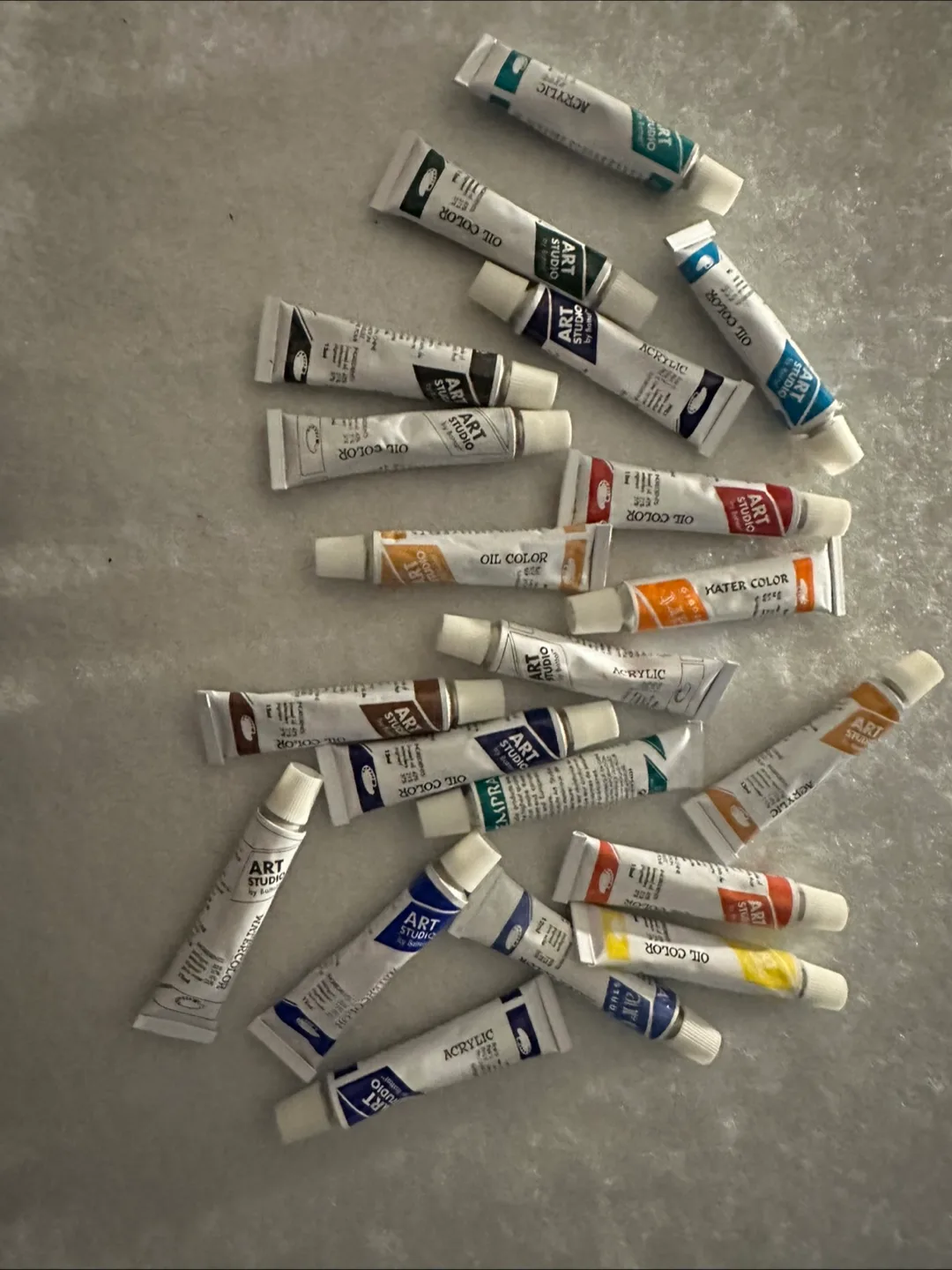 Art Studio Oil, Acrylic, Watercolor Paint Tubes thumbnail
