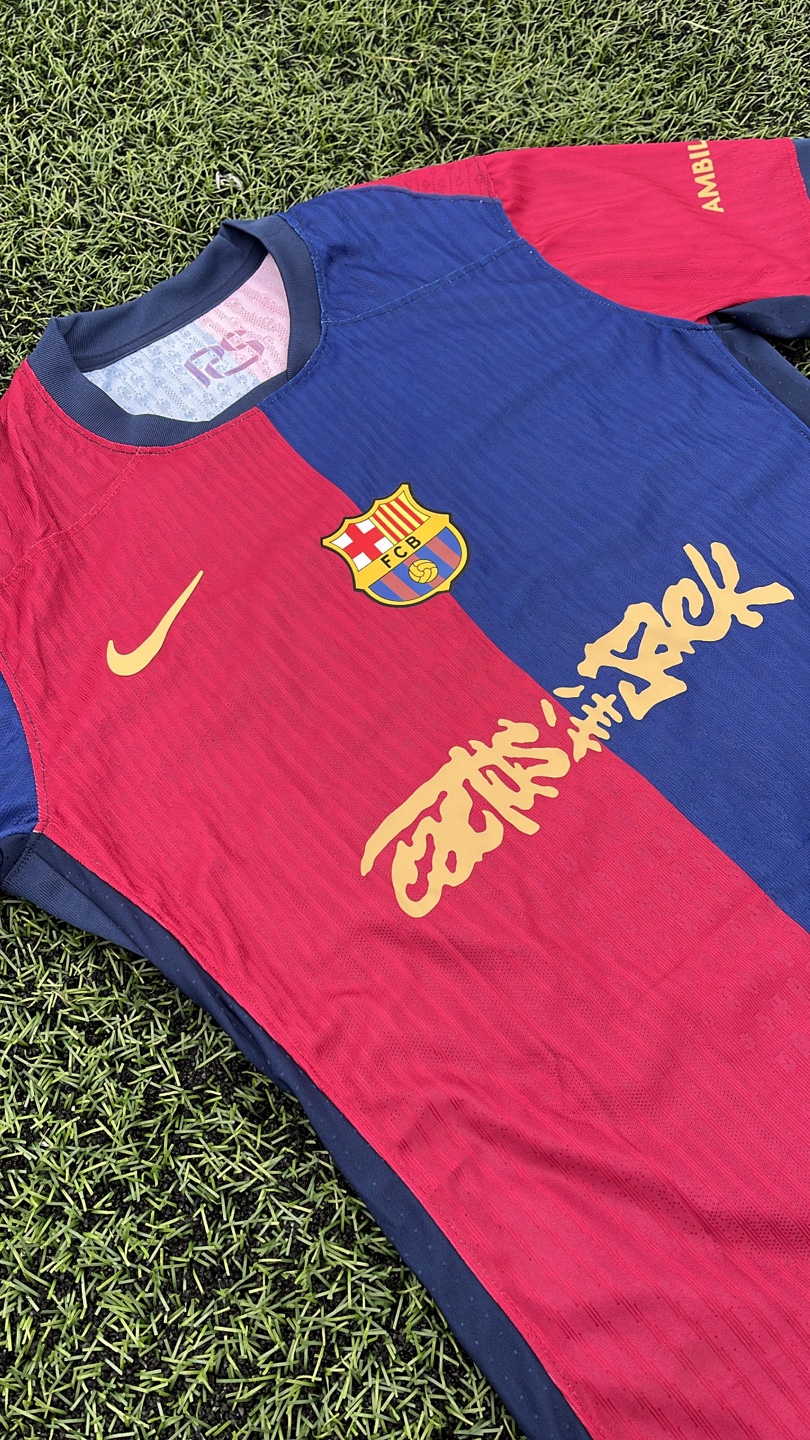 Barca x Travis Scott (Lamine Yamal) - photo 3