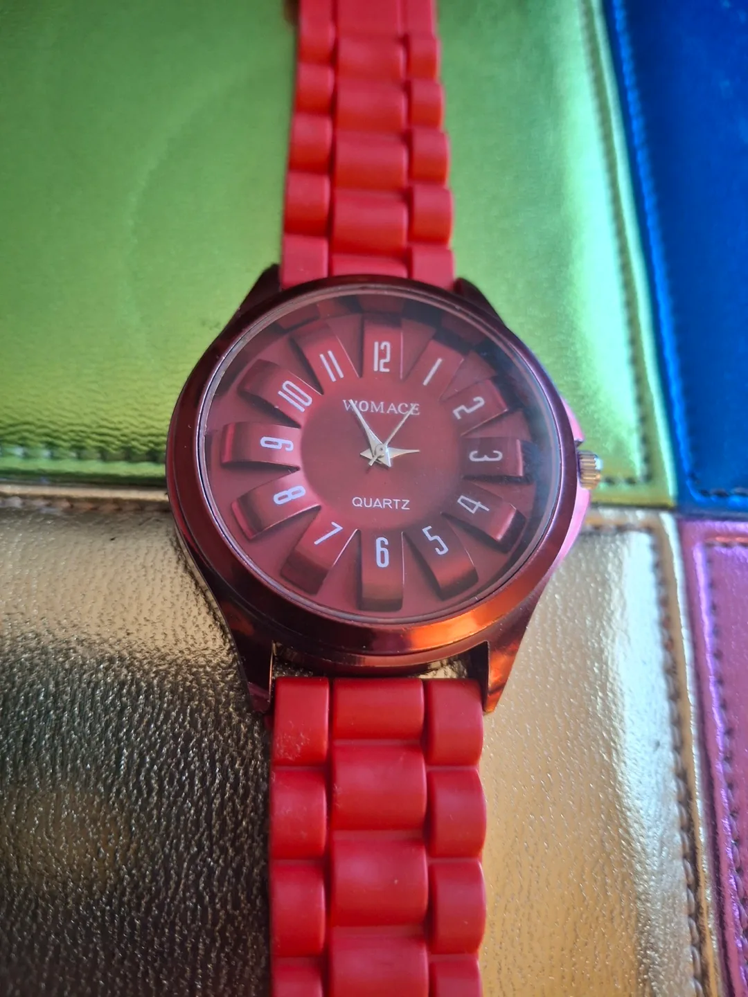 WOMACE Quartz watch - red thumbnail