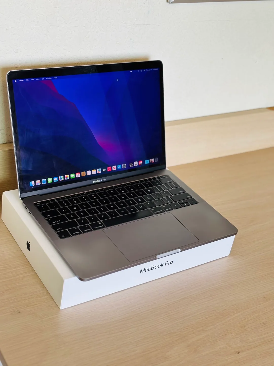 MacBook Pro thumbnail