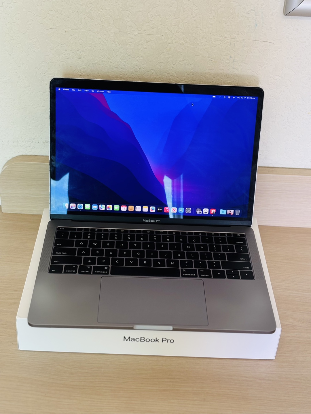 MacBook Pro - photo 2