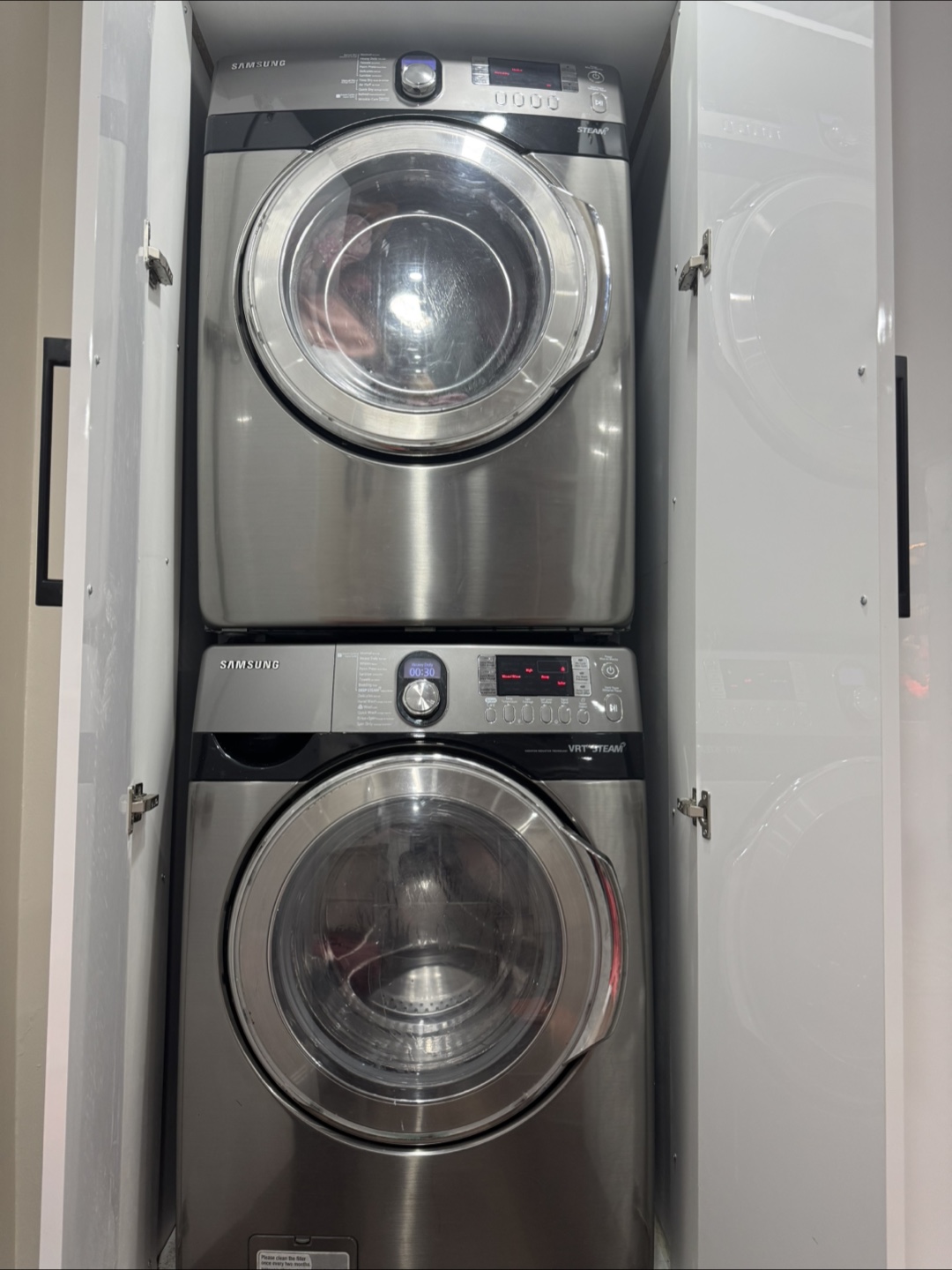 Samsung large Washer and Dryer - Move out Sale